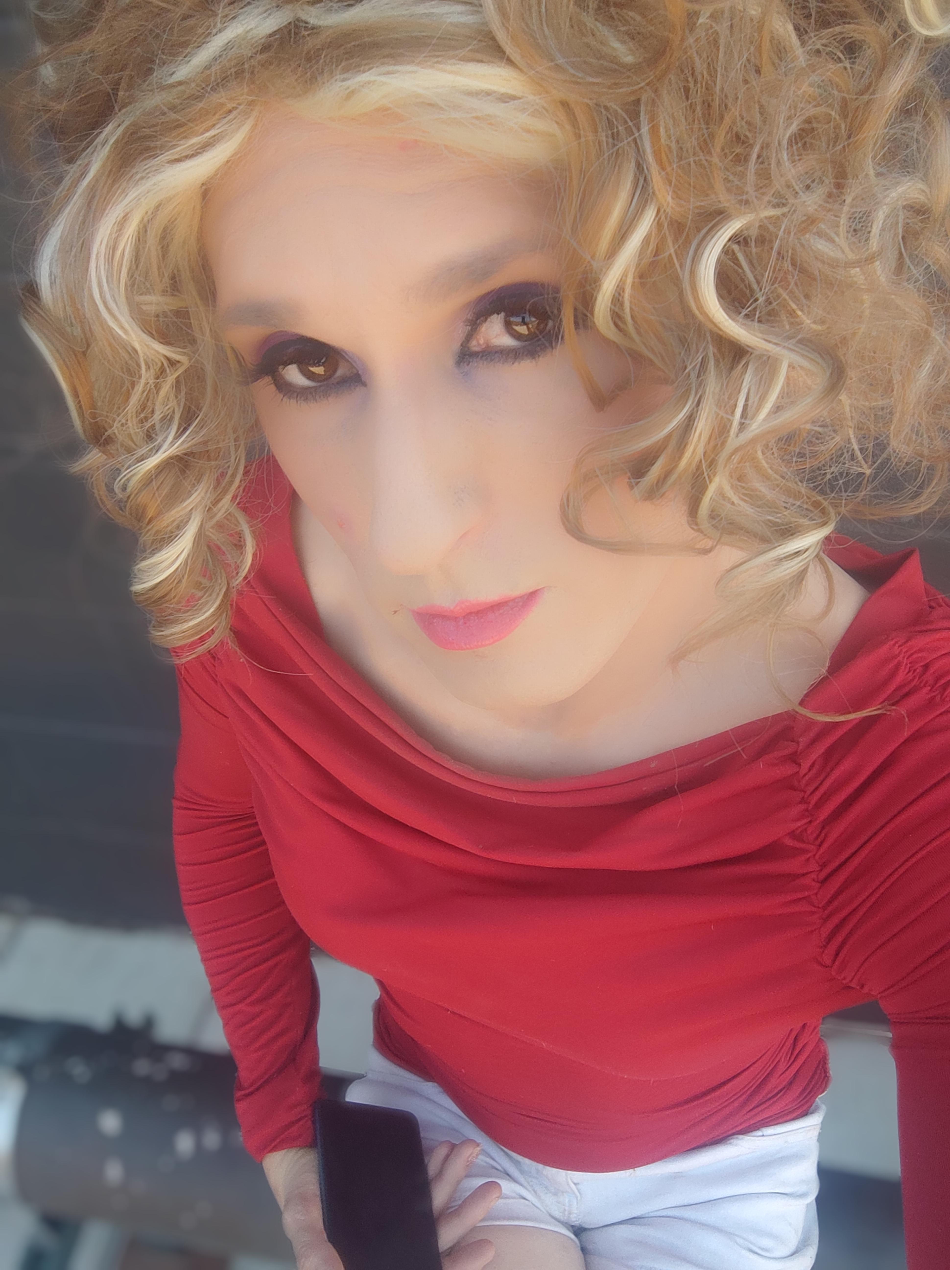 Sissy Sub Krystal aka April Love' profile image