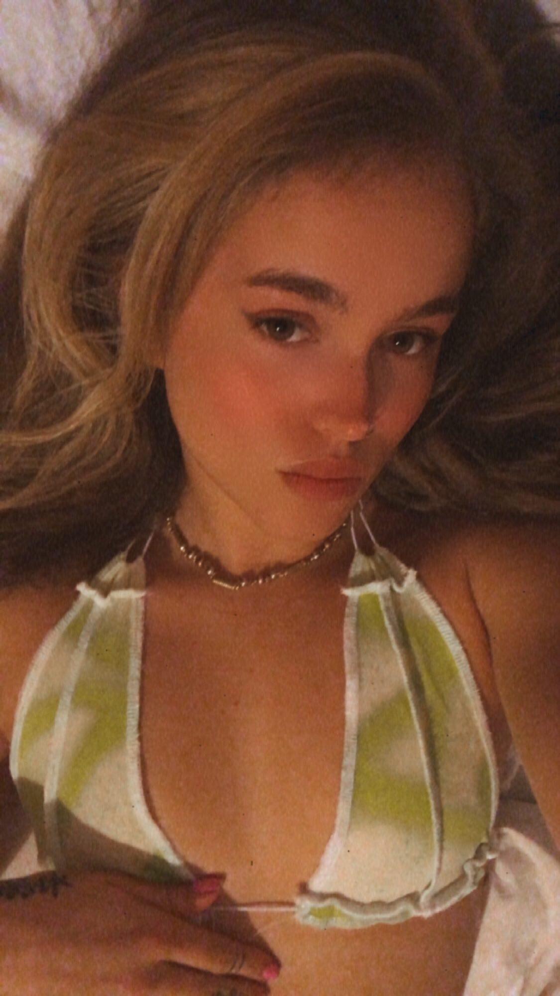 Come & play with me 🖤 🤤😈 profile image