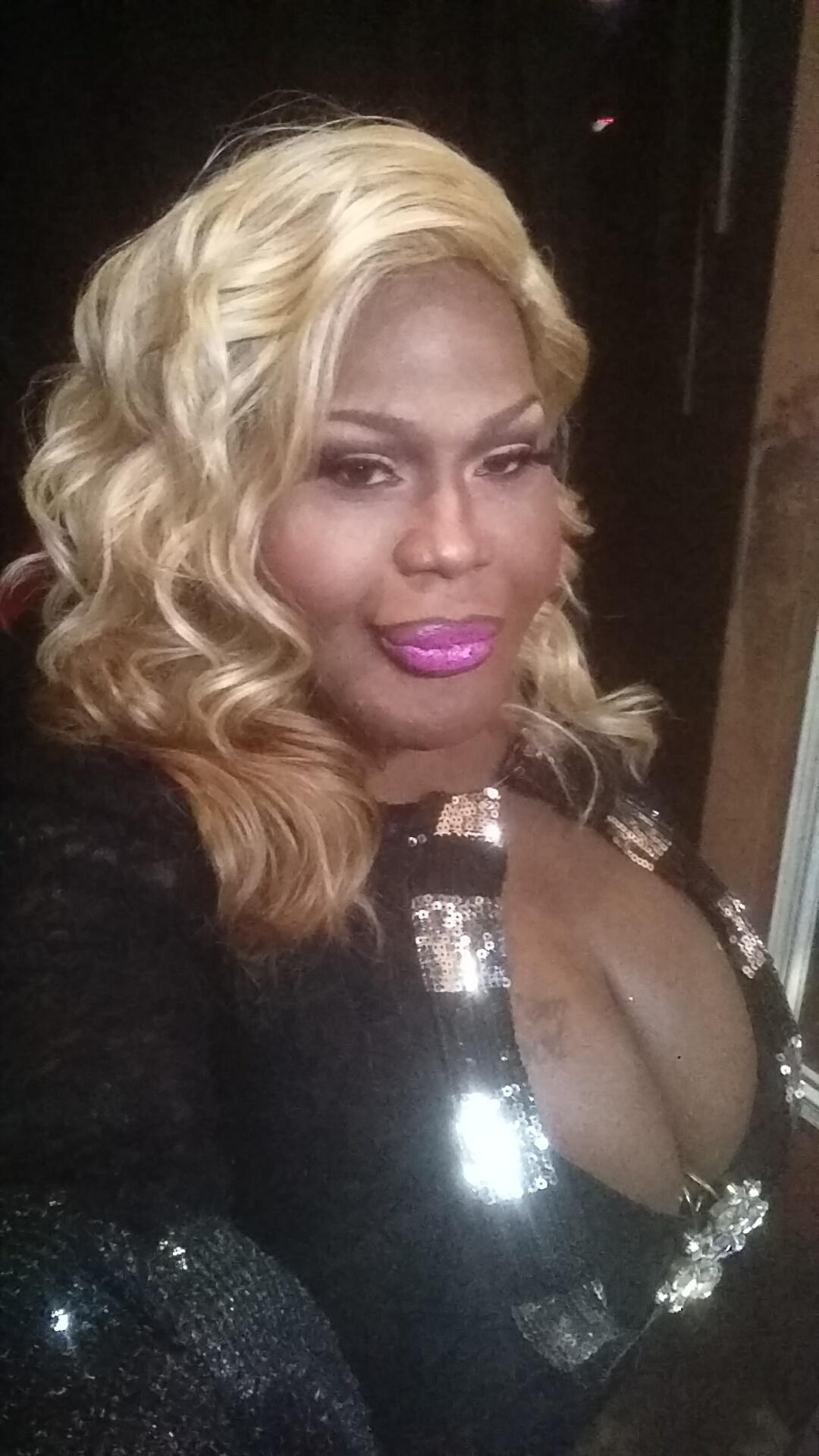 Shemale Cinnamon profile image