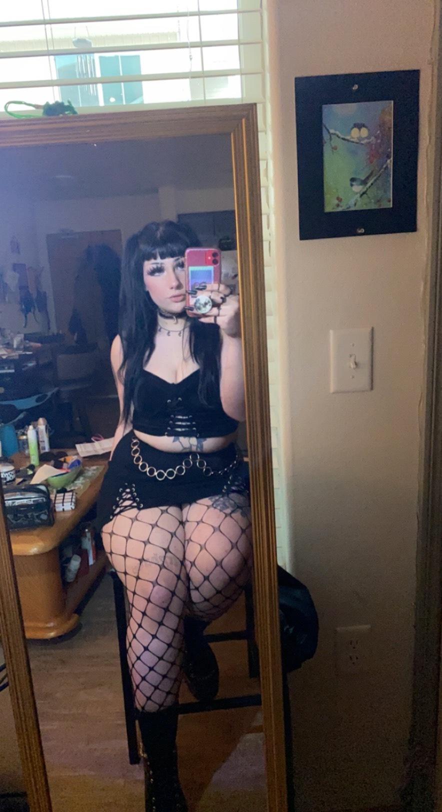 Amethyst Rose profile image