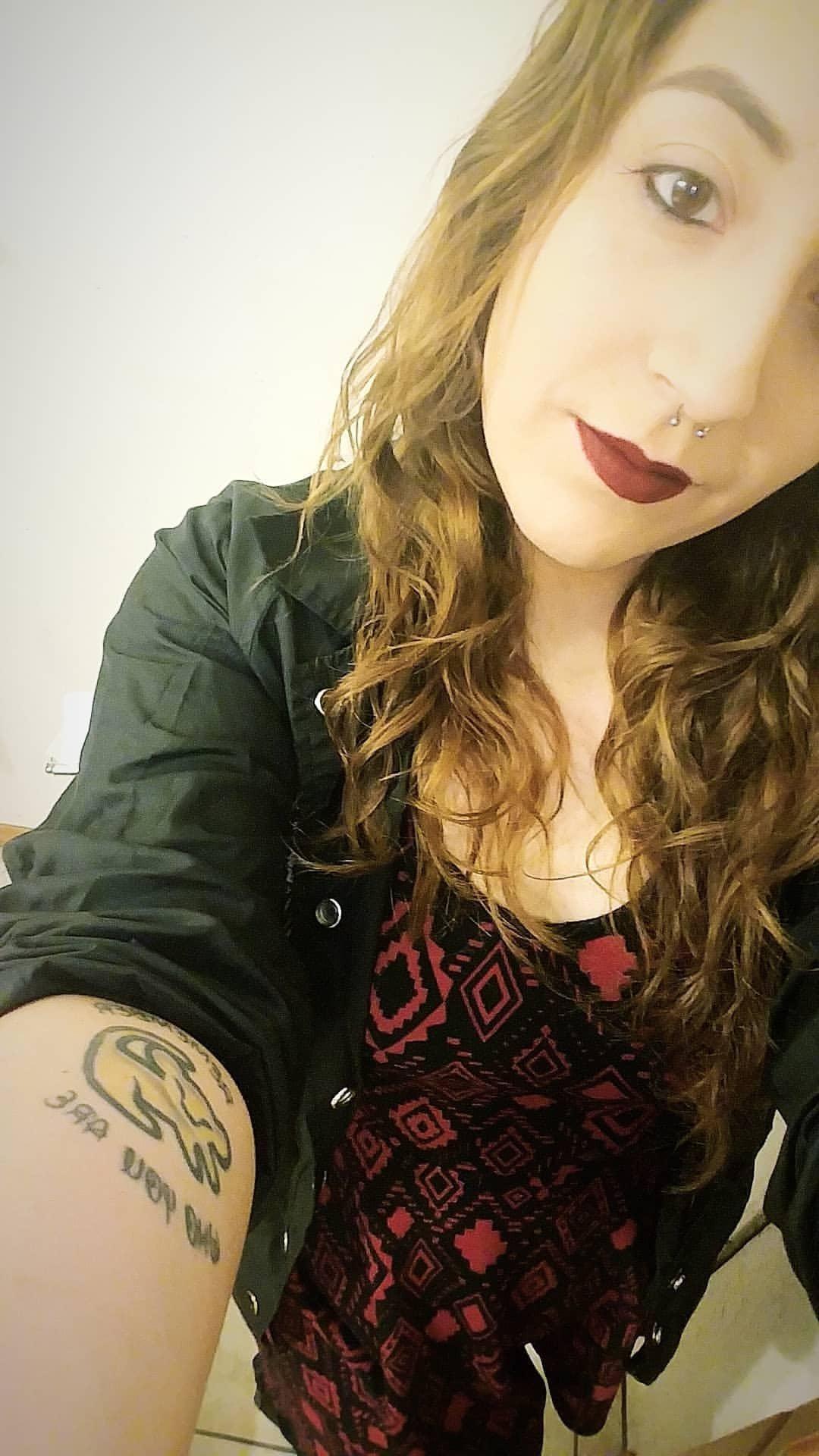 Nicole profile image