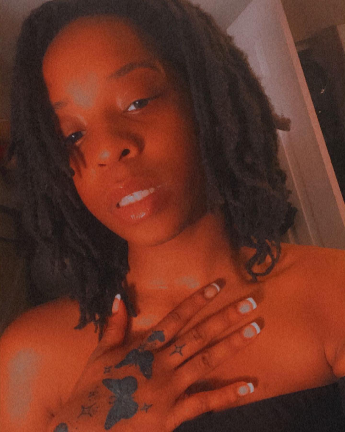 Girl With The Butterfly Tattoo 🦋 profile image