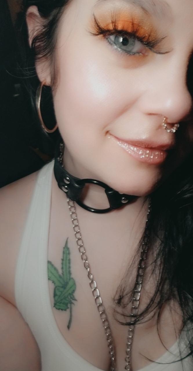 Peaches profile image