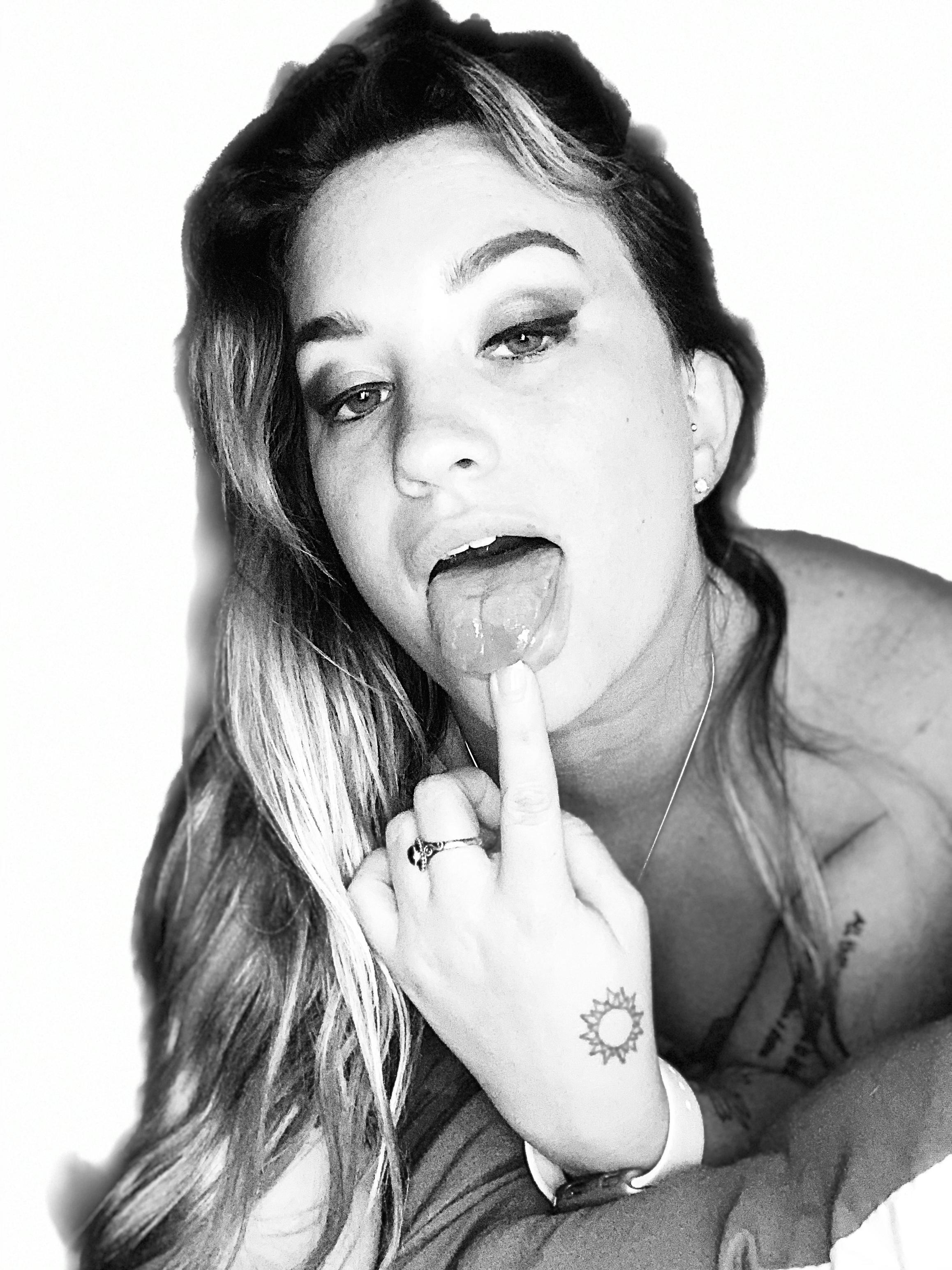 Queen Daizy profile image