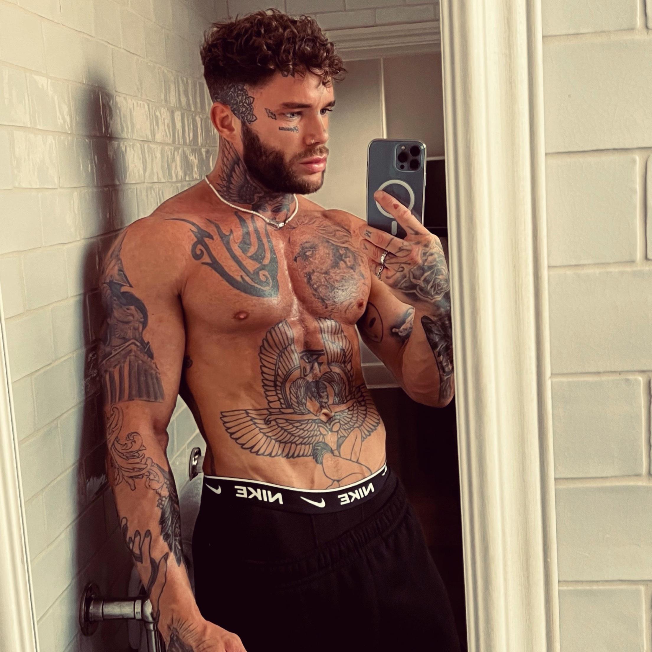 JB_HUNG profile image