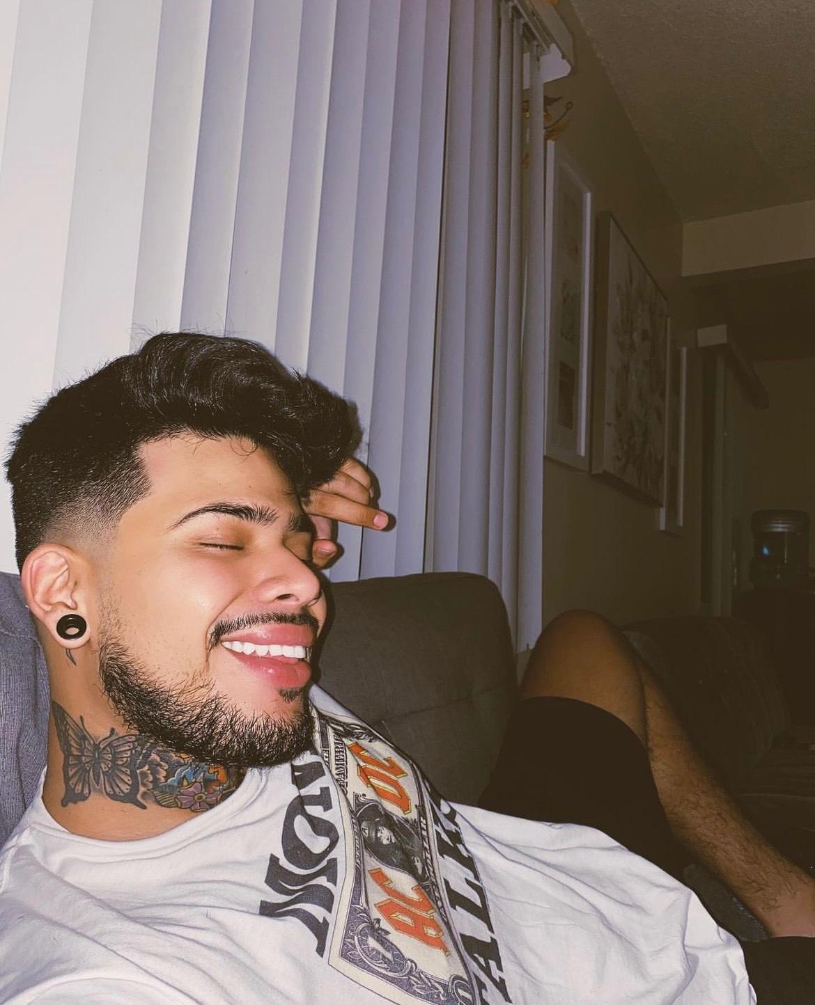 King Angel 🤴 profile image