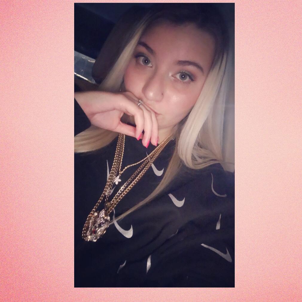 Anna White 🍯❄️ profile image