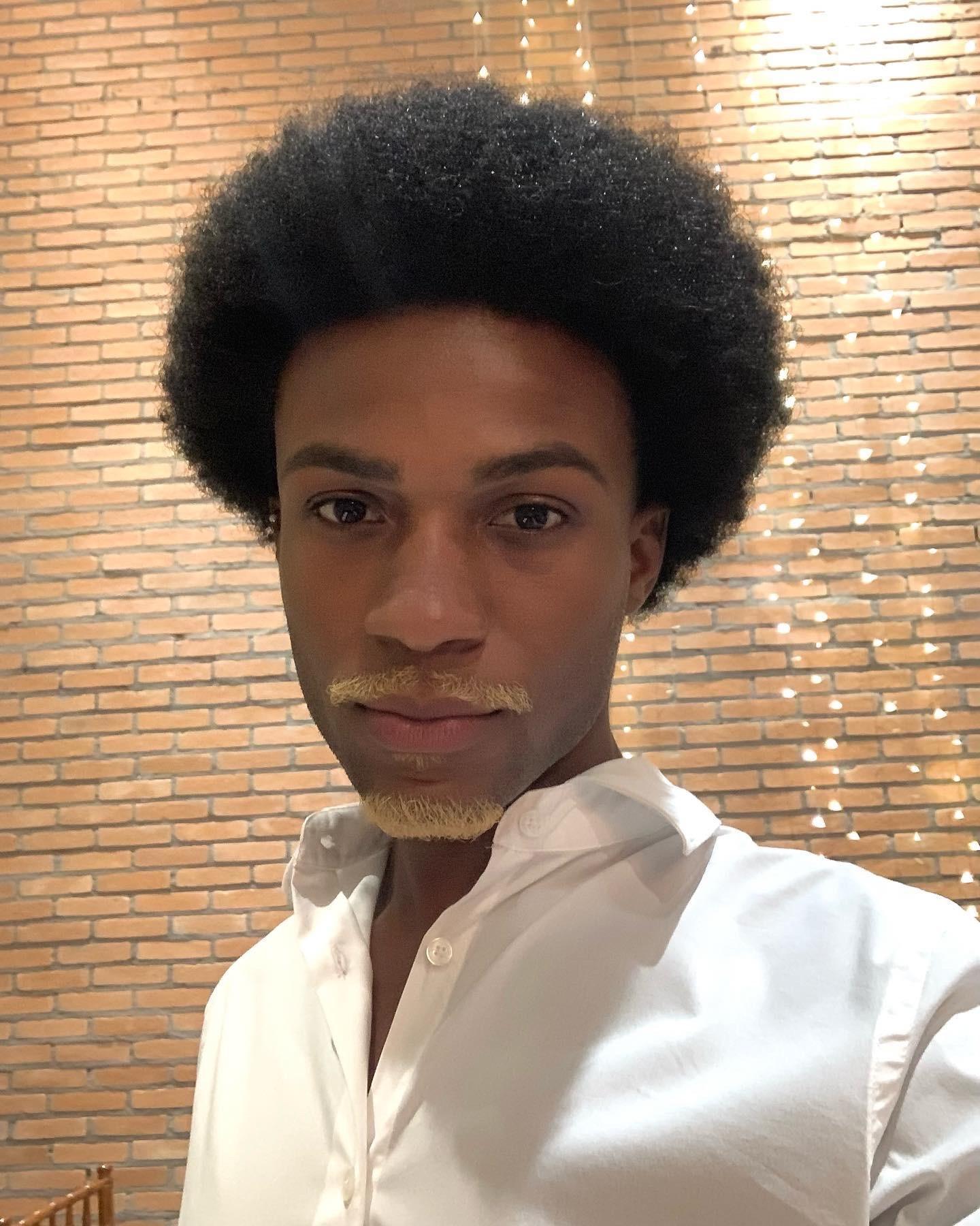 ᴇɴᴊᴏʏɪɴɢ ʜᴏᴛ sᴛᴜғғ profile image