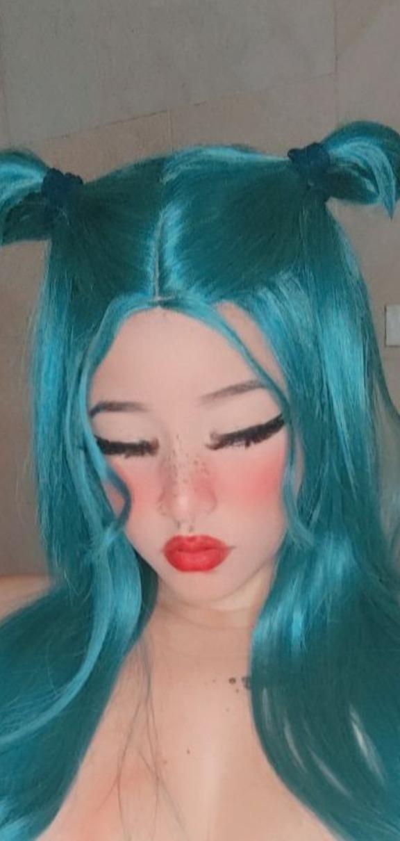 Lets Sext 😈 profile image