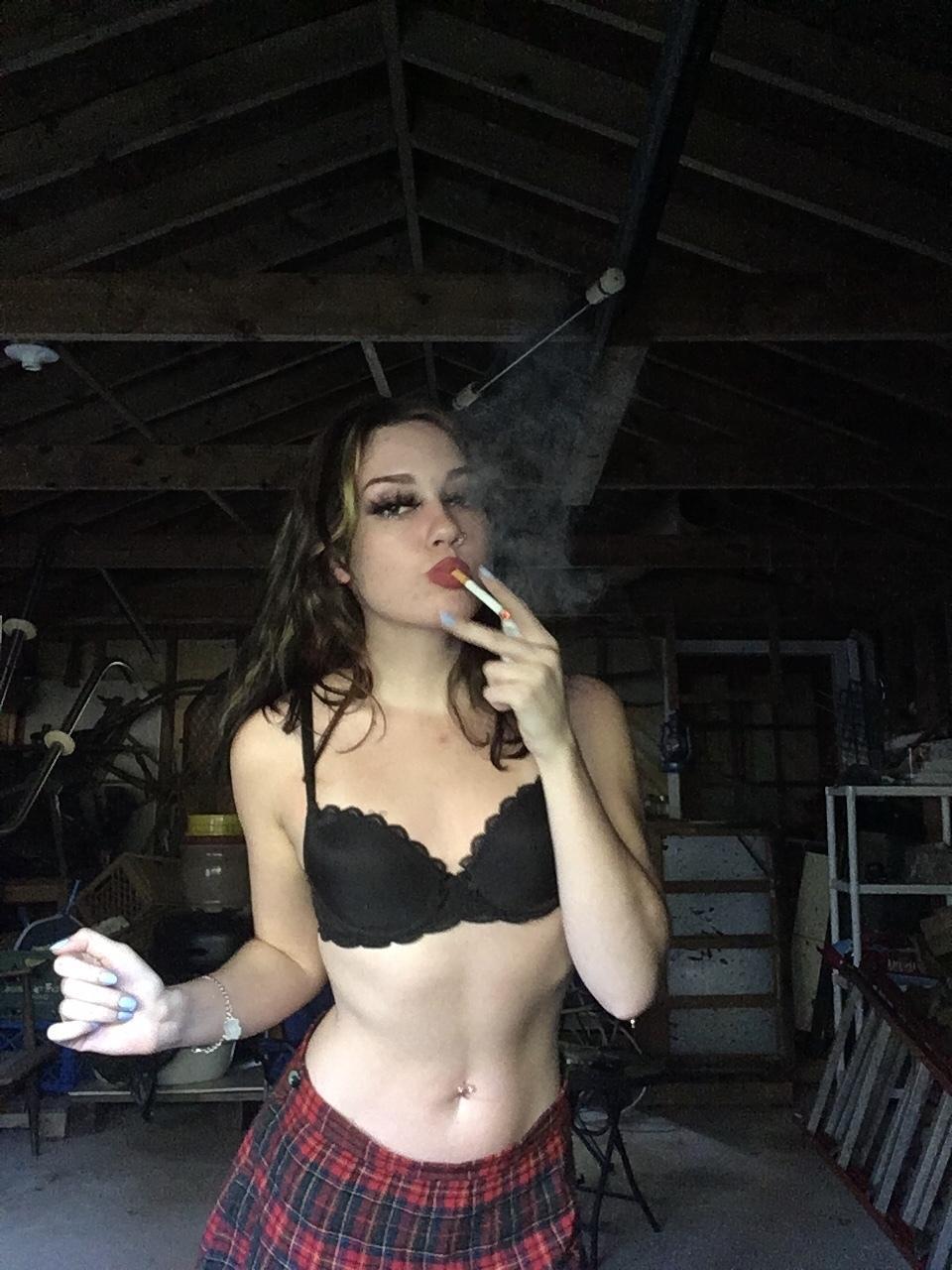 ari💖 profile image