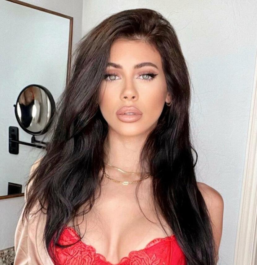 👾Darby Elyse 👾 profile image