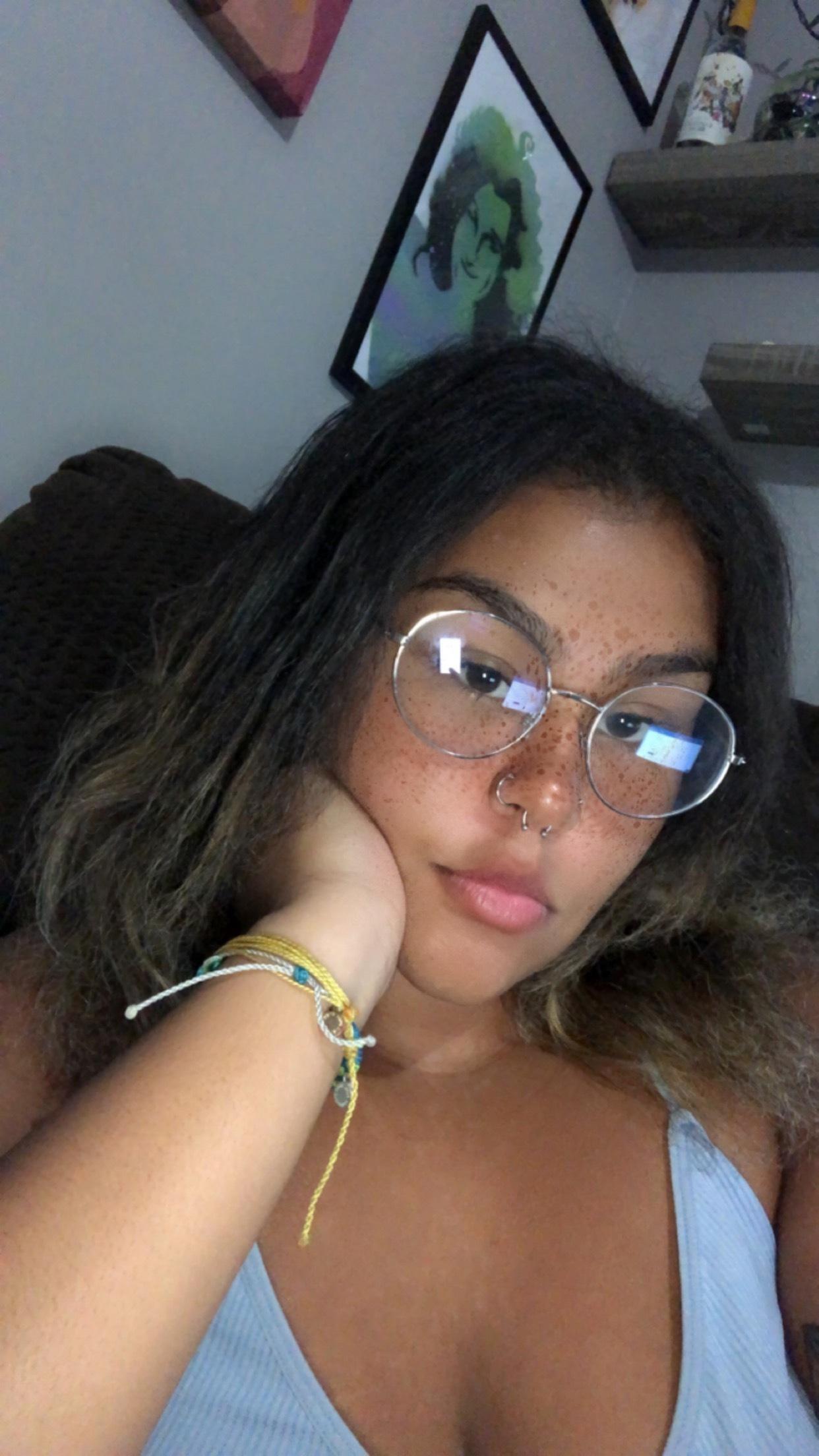 QueenM😈 profile image