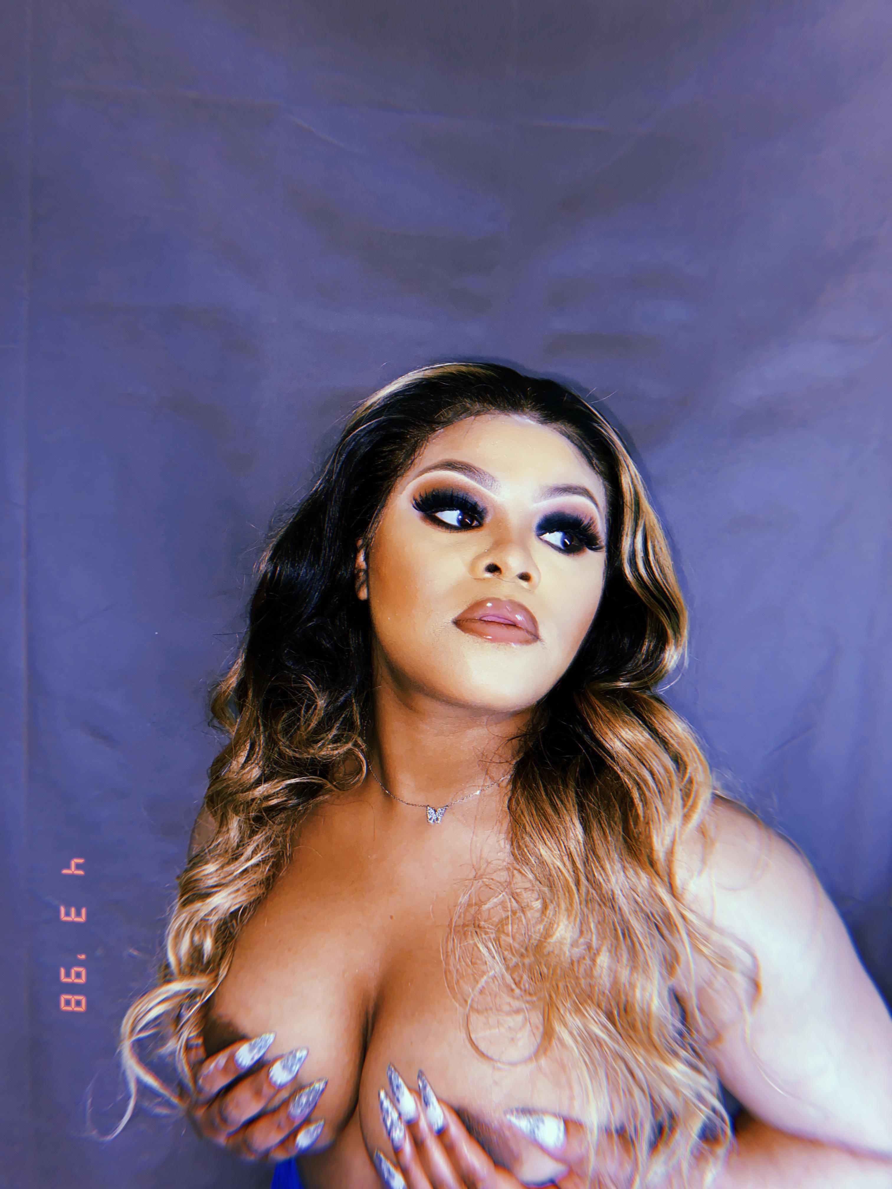 YOUR MAJESTY profile image