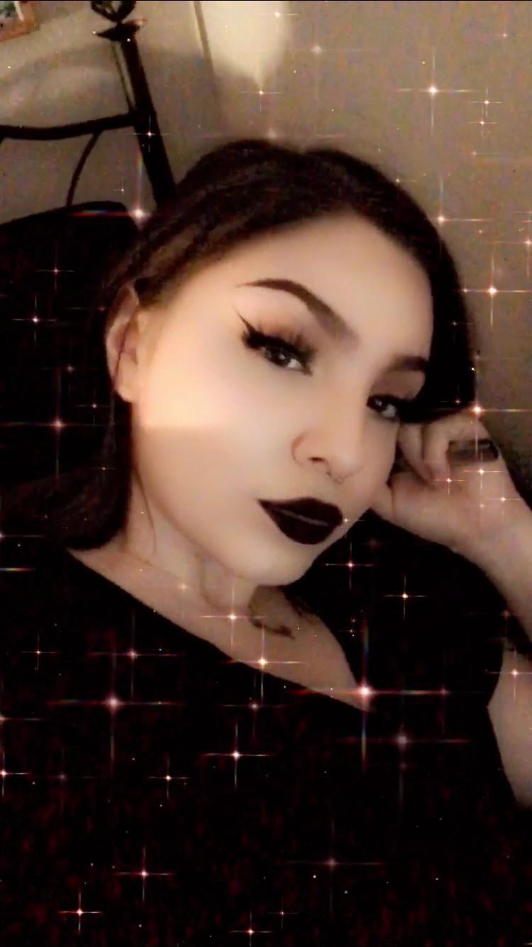 Pretty Naya profile image