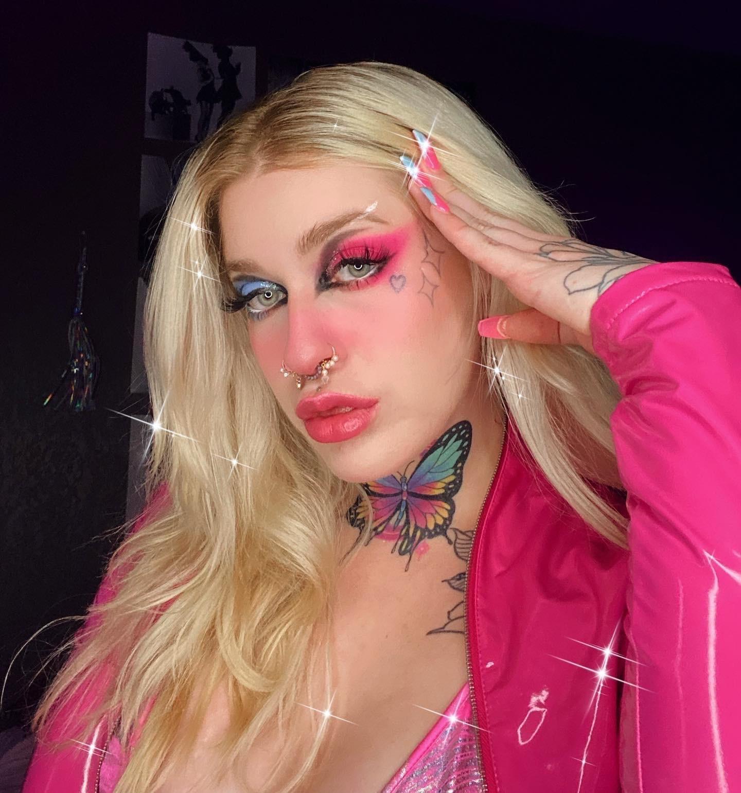 Miss Goldie profile image