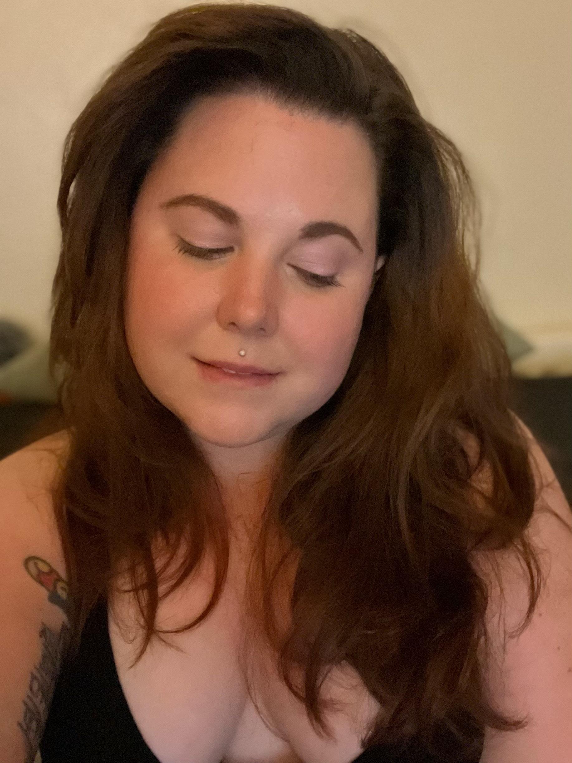 💐 Ivy Verona 💐 profile image