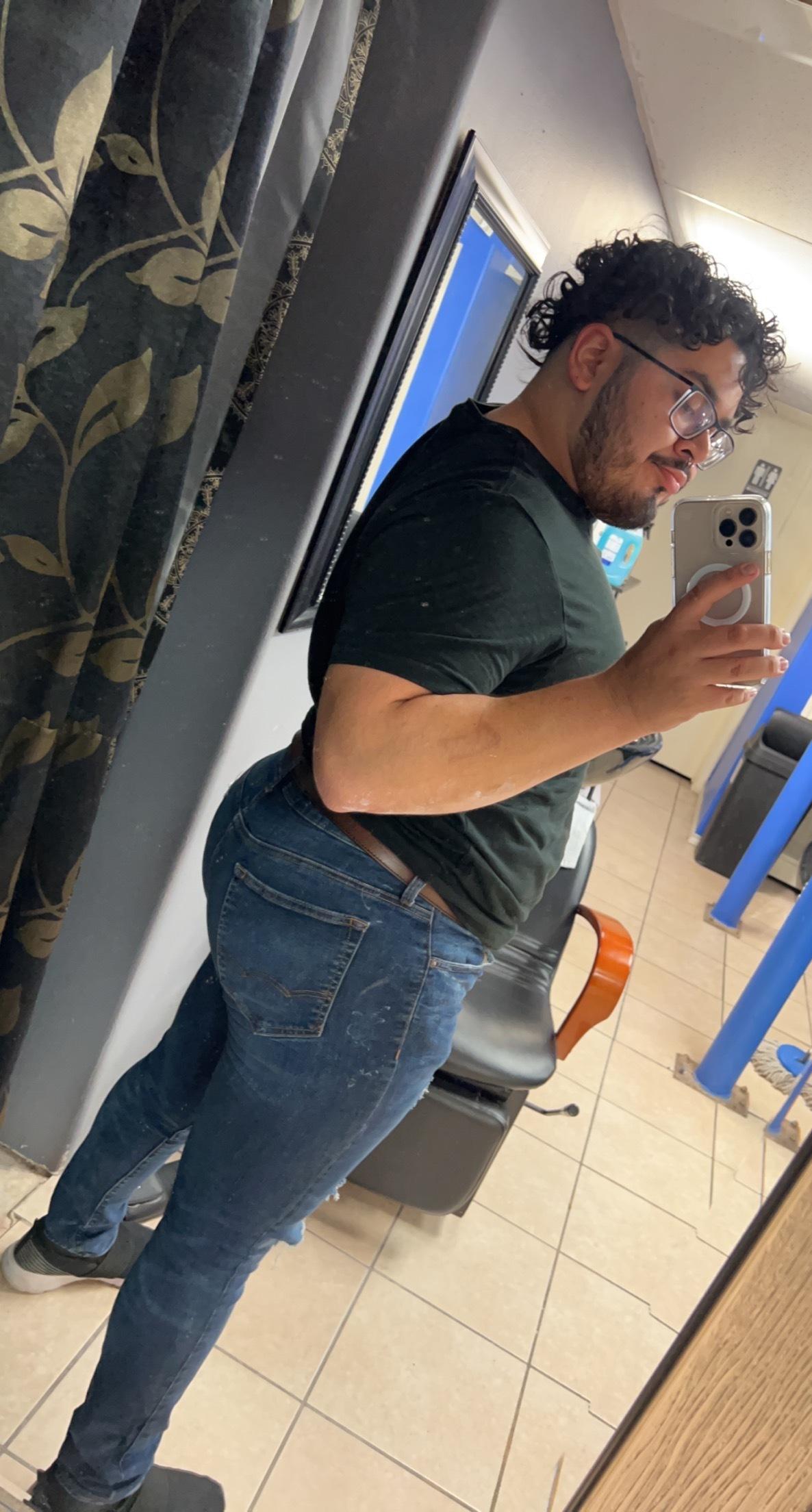 Babyboi 🍑 profile image