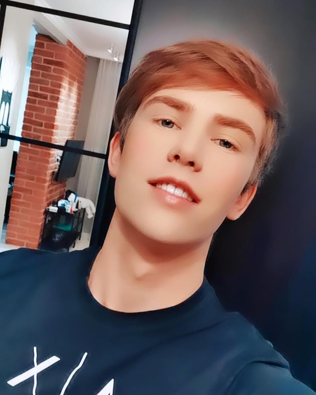 Artem Limov profile image