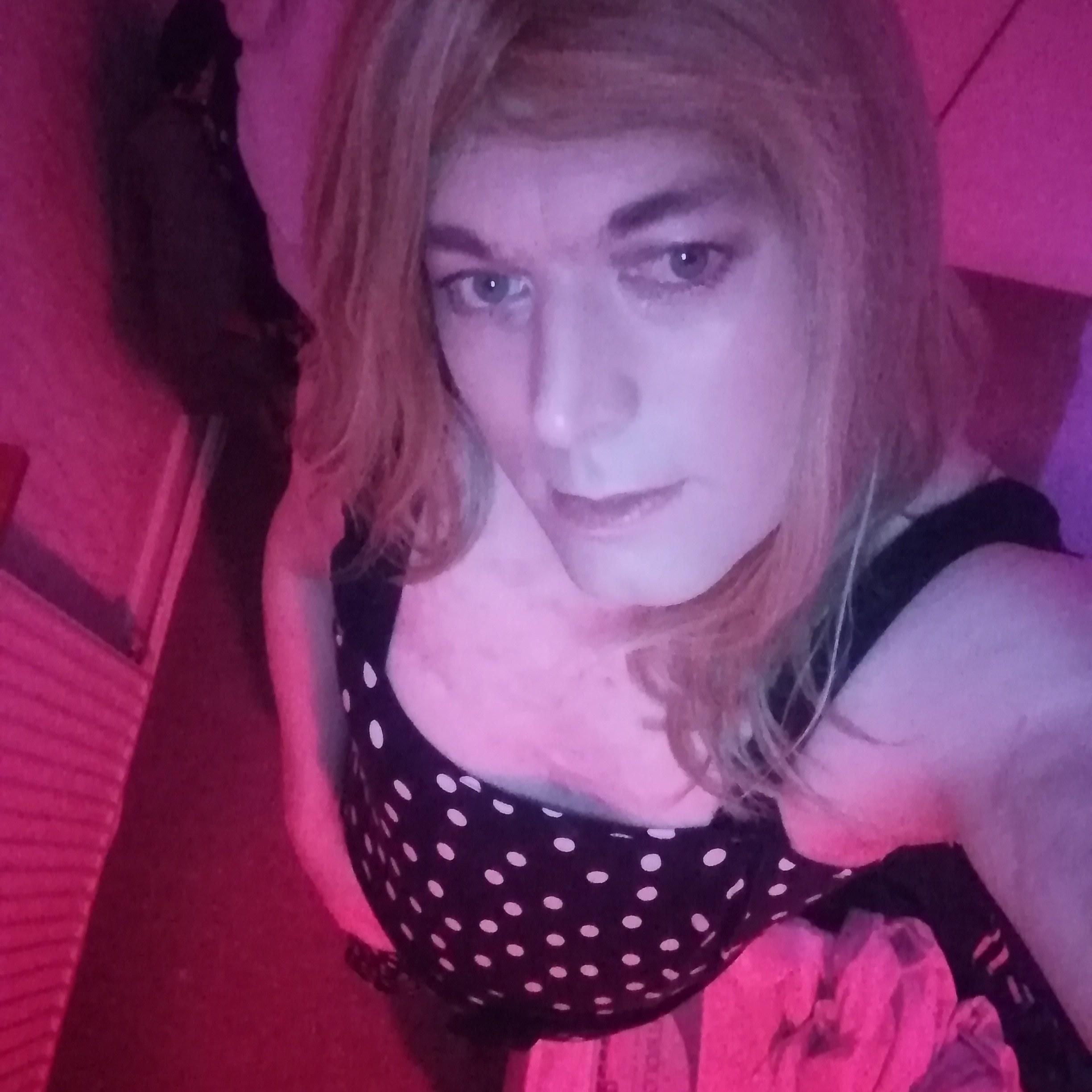 Clemmy profile image