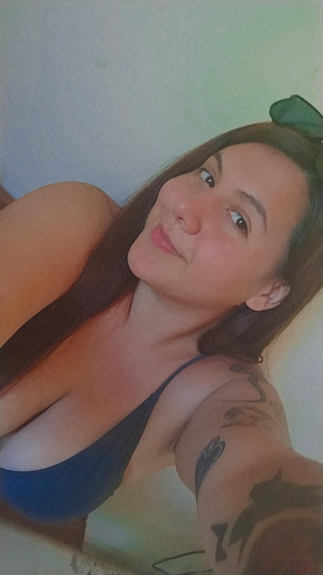 ANGELINA 🍒 profile image