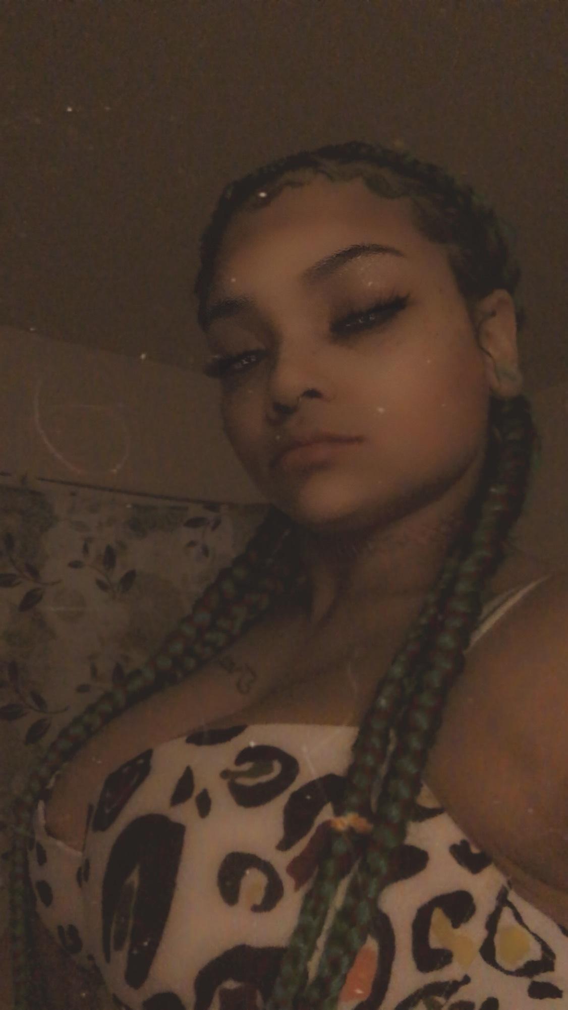 StonaLisa Cummings profile image