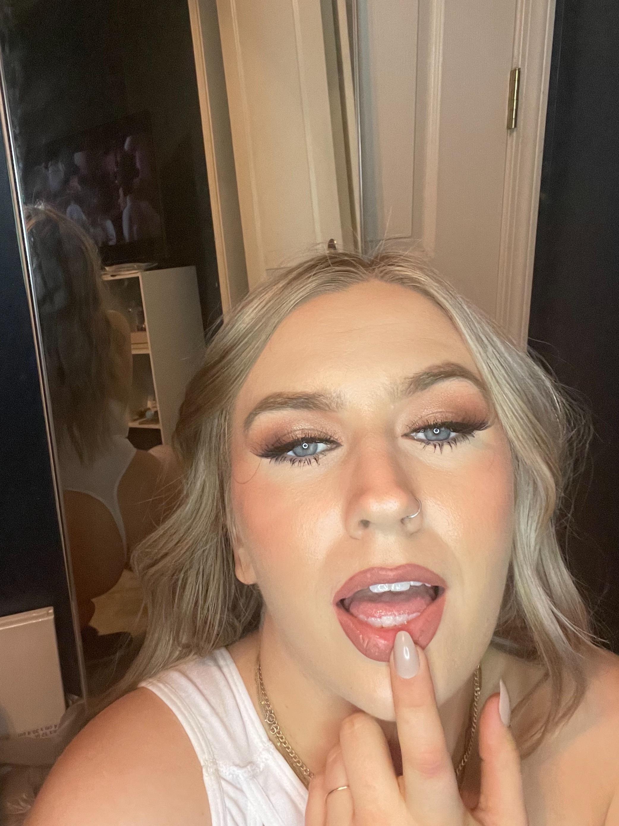 Sophie profile image