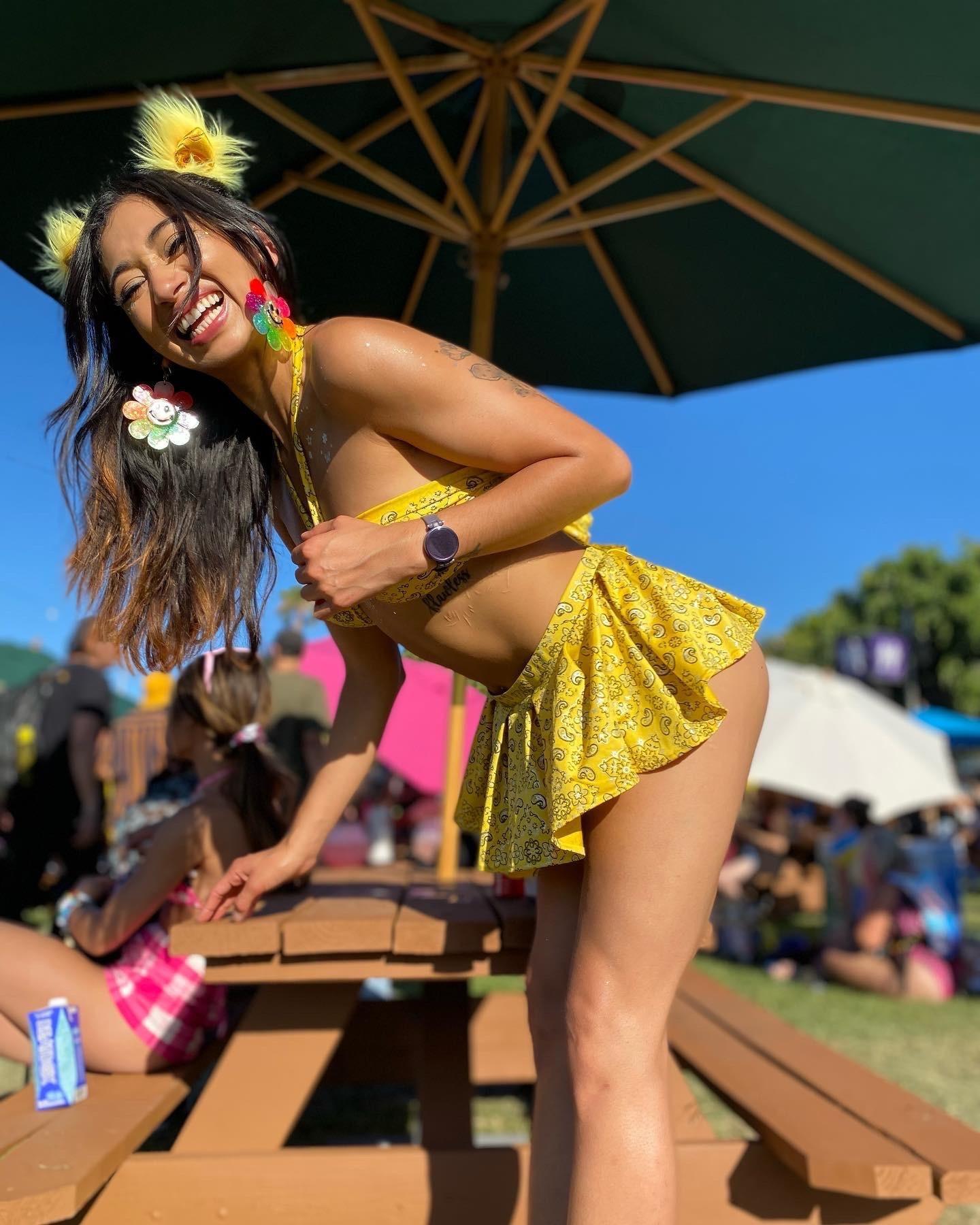 raving kitten 💜✨ profile image