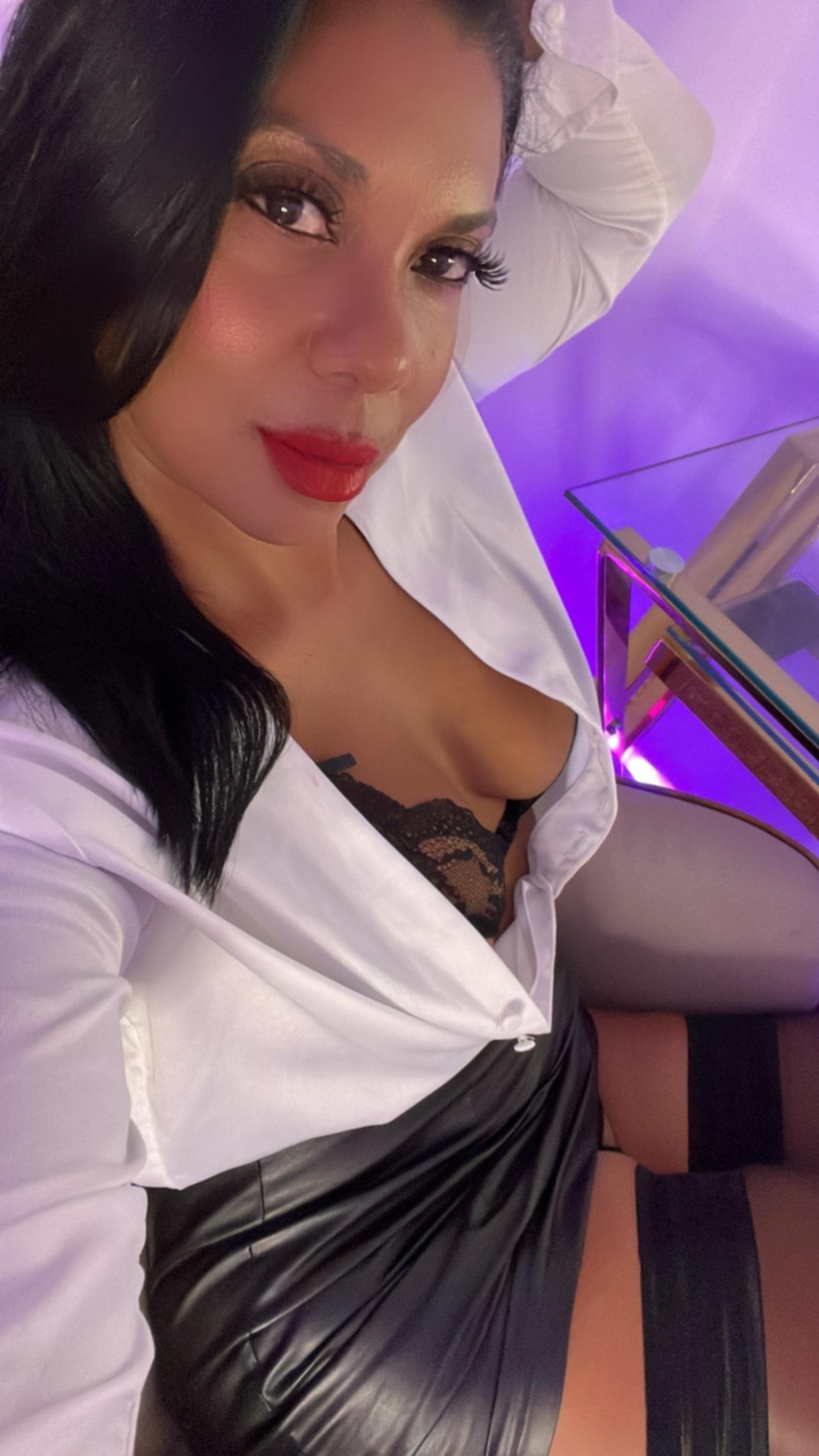 Sarah The Invader Clips profile image