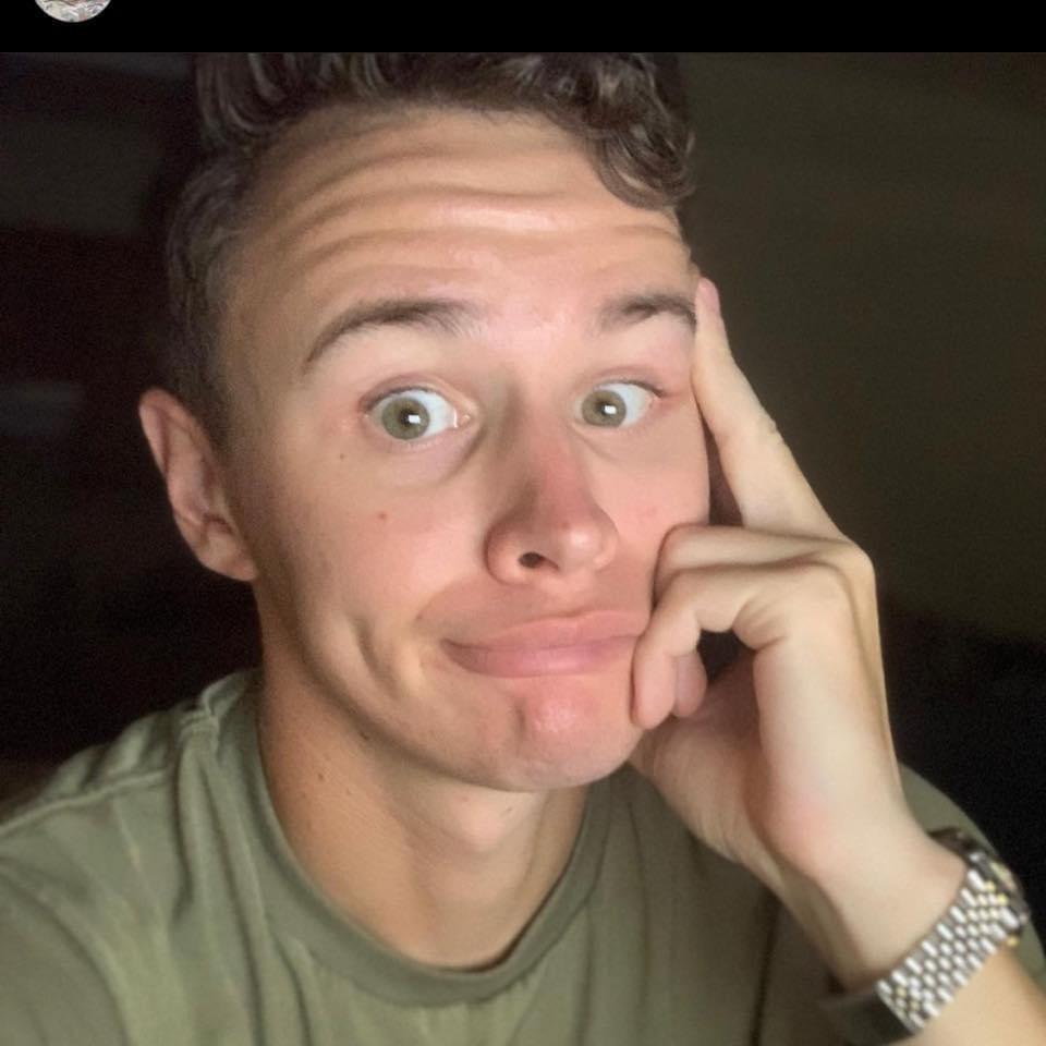 Maxwell profile image