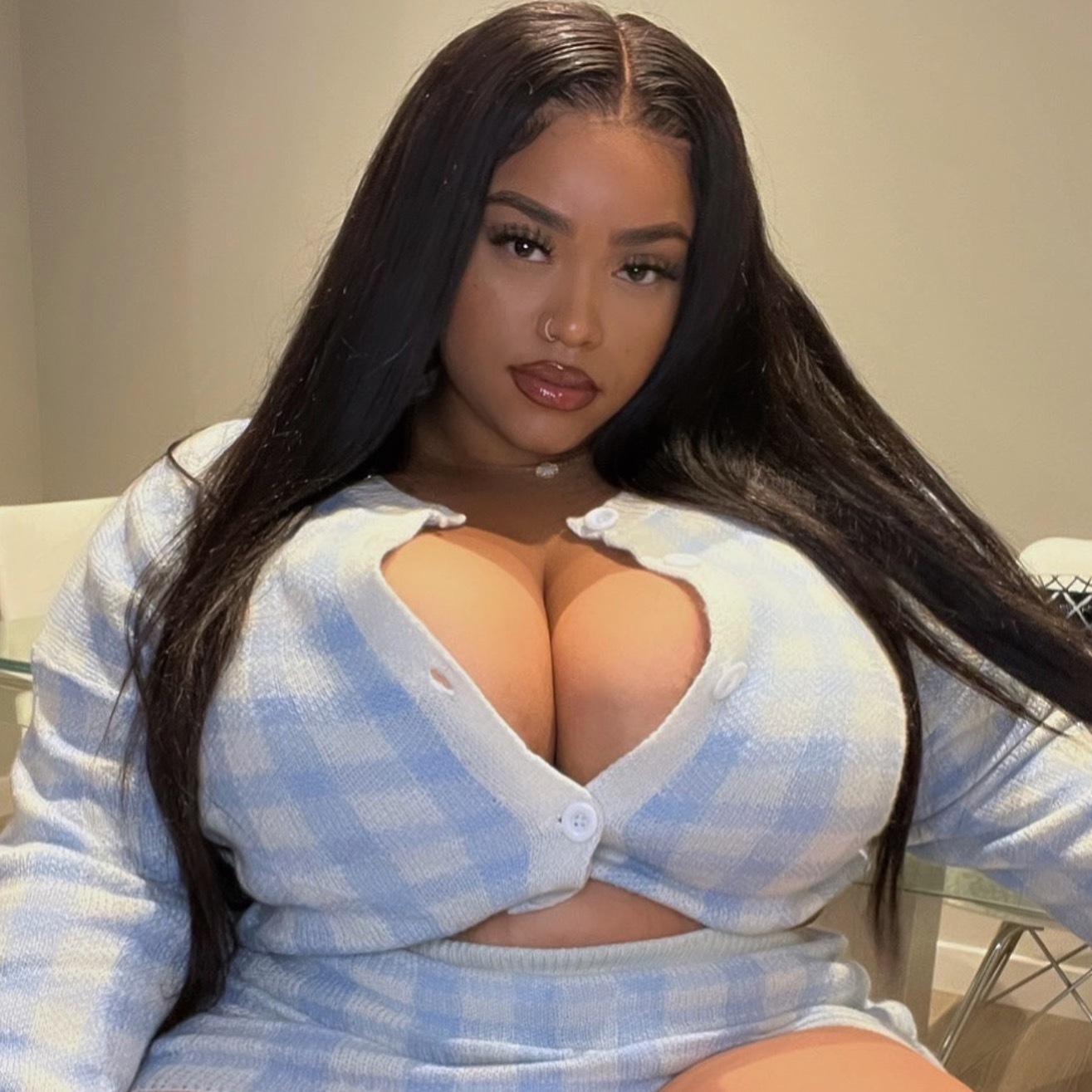 Suzy Marie profile image