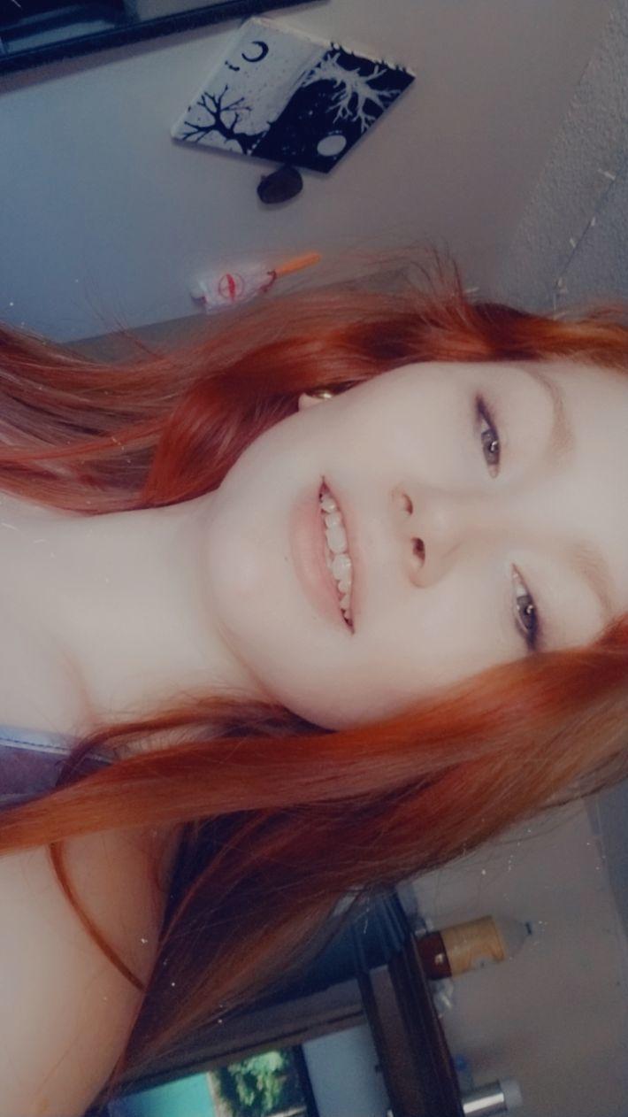 Persephone Rose profile image