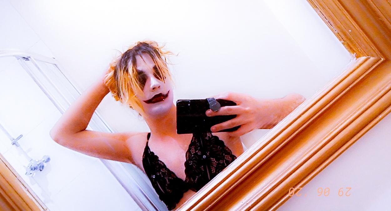 Skye Grey profile image