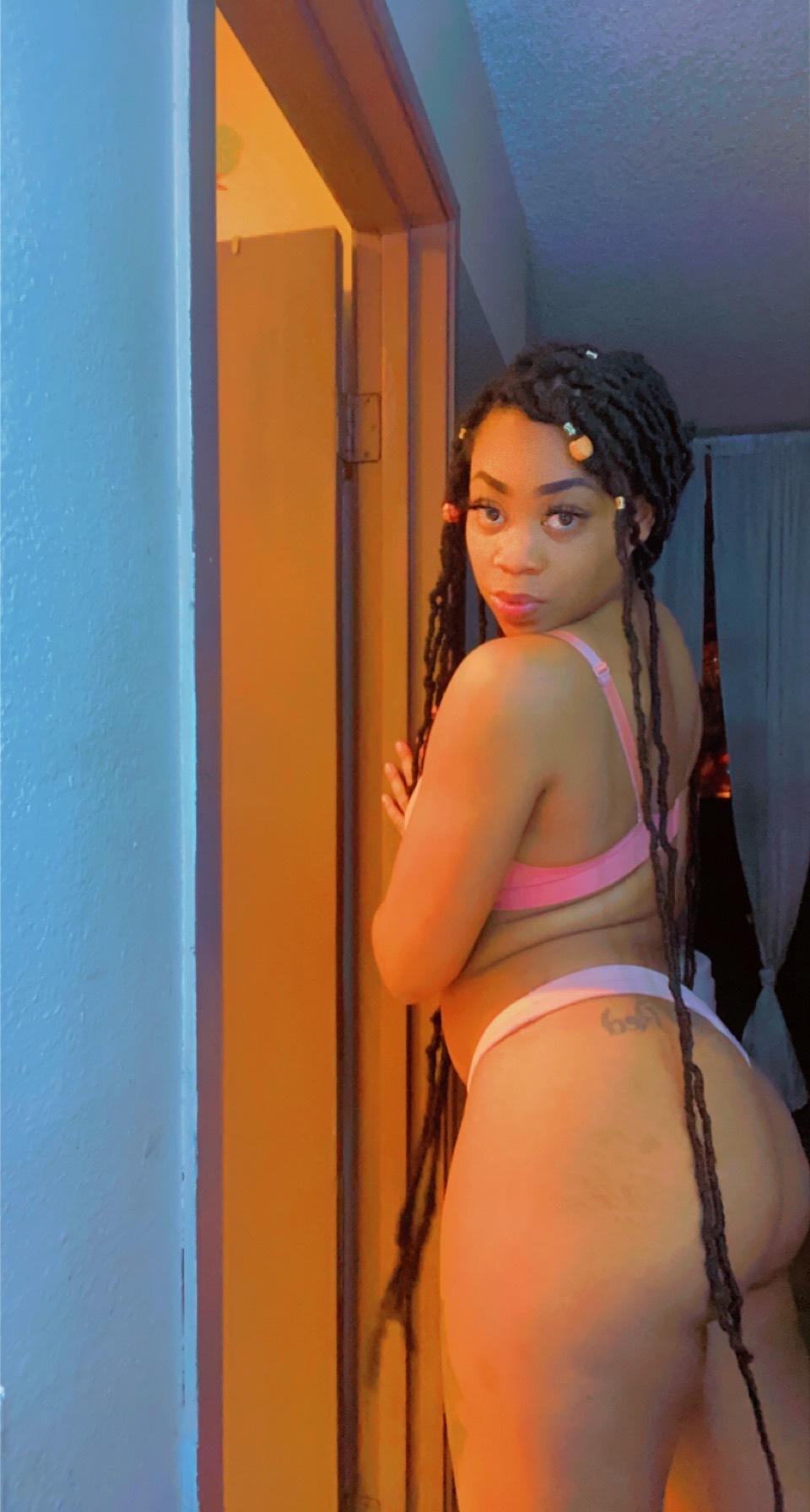 Khandii 🍫🍩🍬 profile image