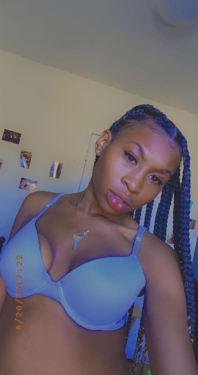 Lanii😘 profile image