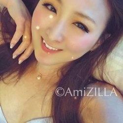 Ami🍑 profile image