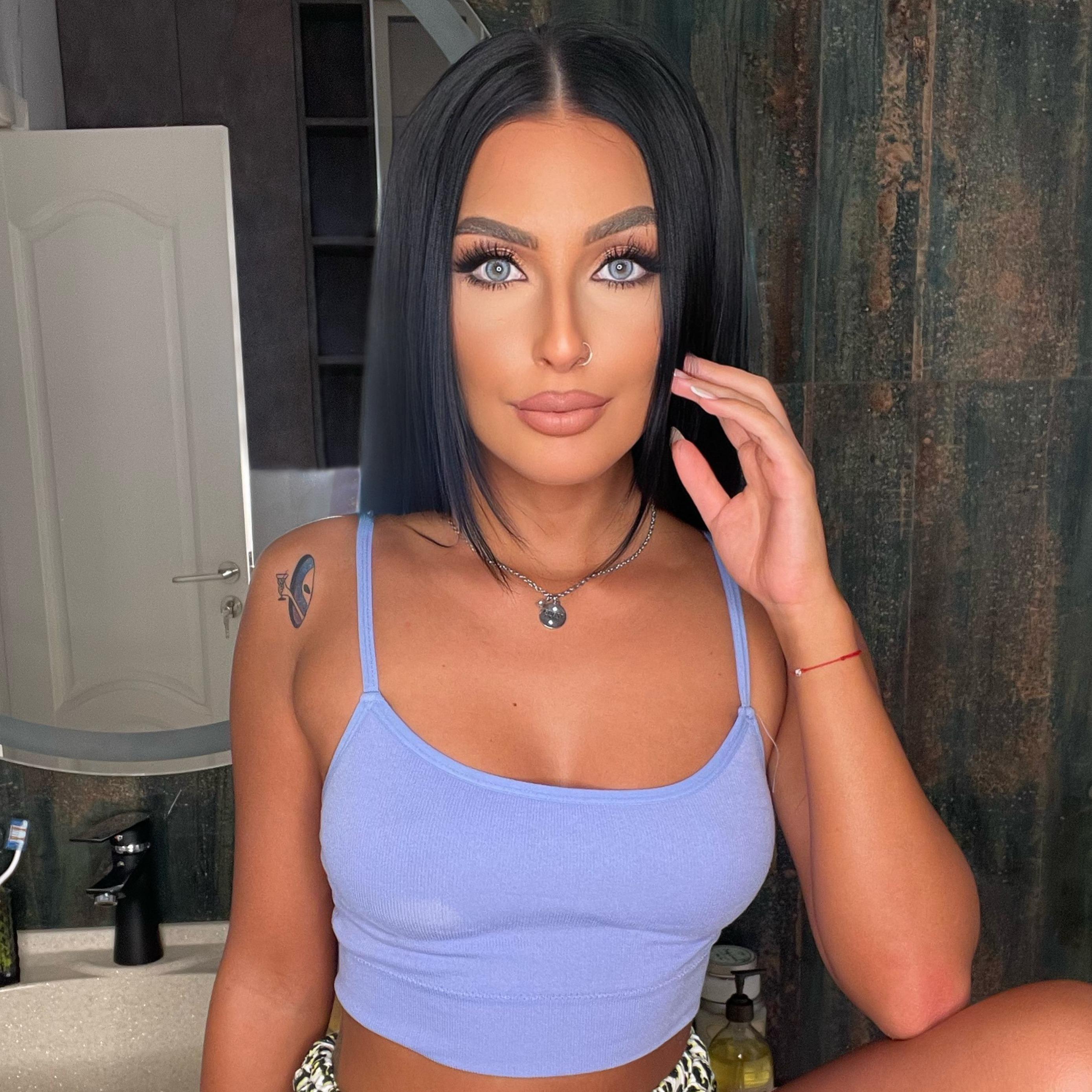 Baddie With No Daddy 🫦 profile image