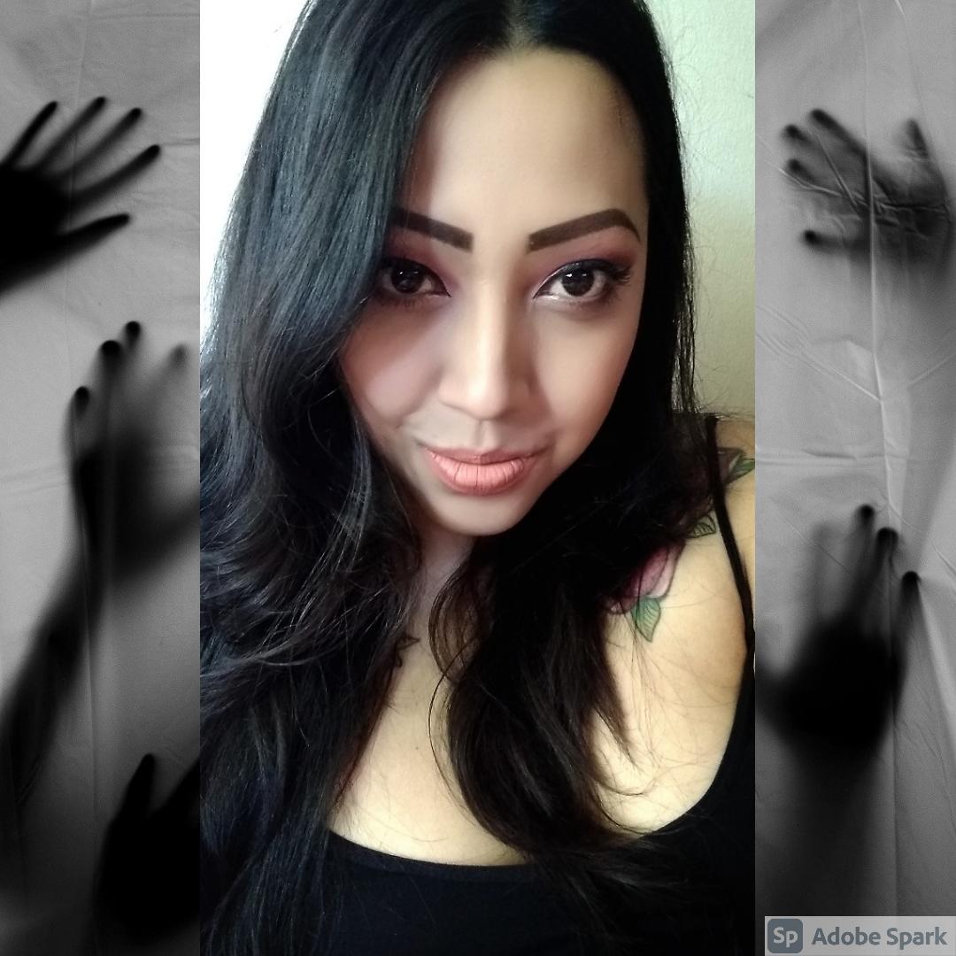 LIZ 🖤 profile image