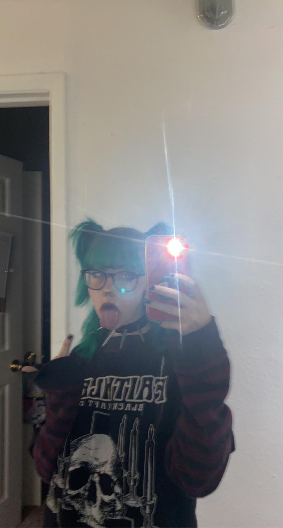 𝑆𝑙𝑖𝑚 🖤 profile image