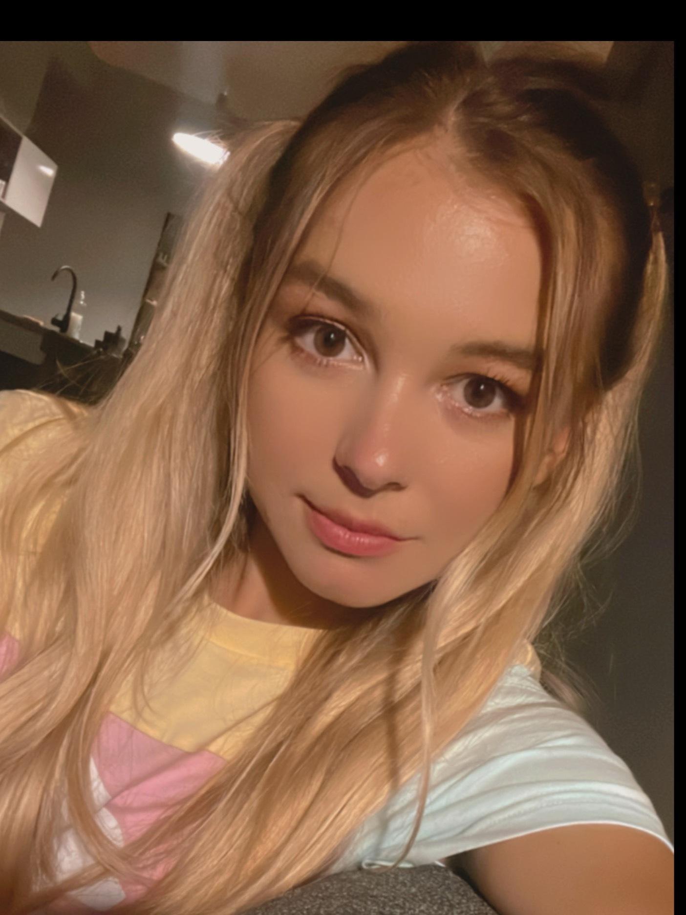 Good girl 🇺🇸 profile image