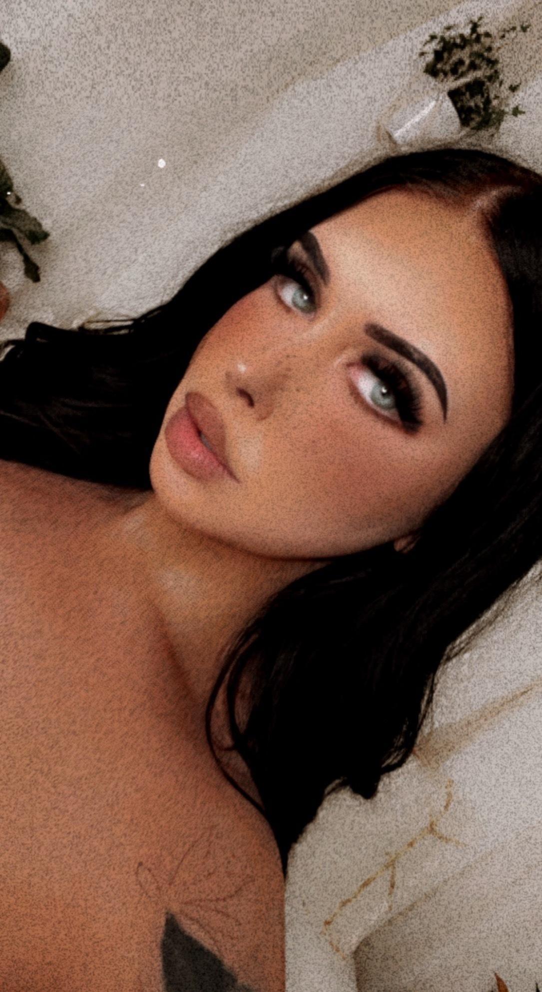 Yourgirlblaze profile image