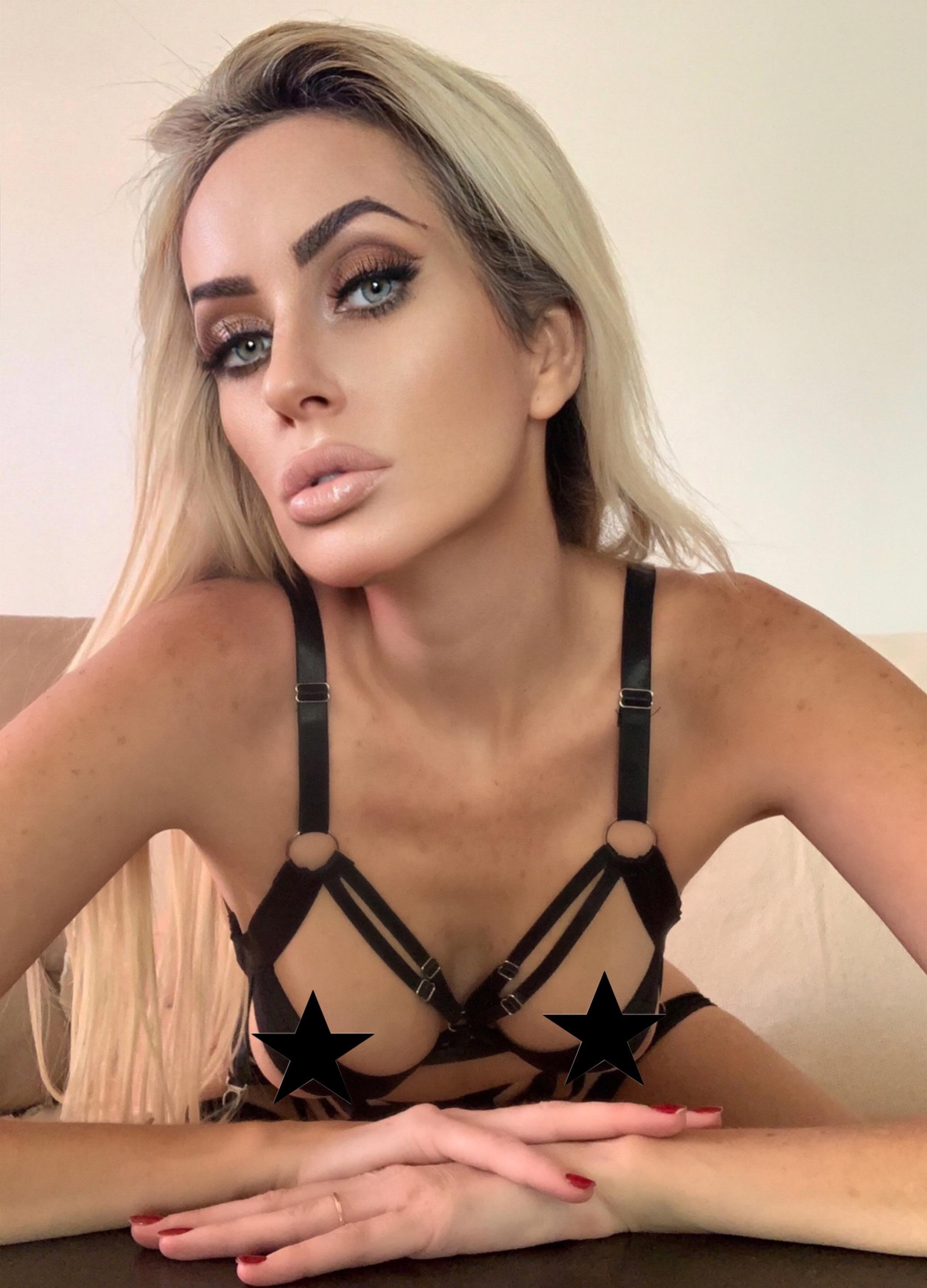 🌹𝐌𝐀𝐑 𝐕𝐄𝐍𝐄𝐆𝐀𝐒🌹 profile image