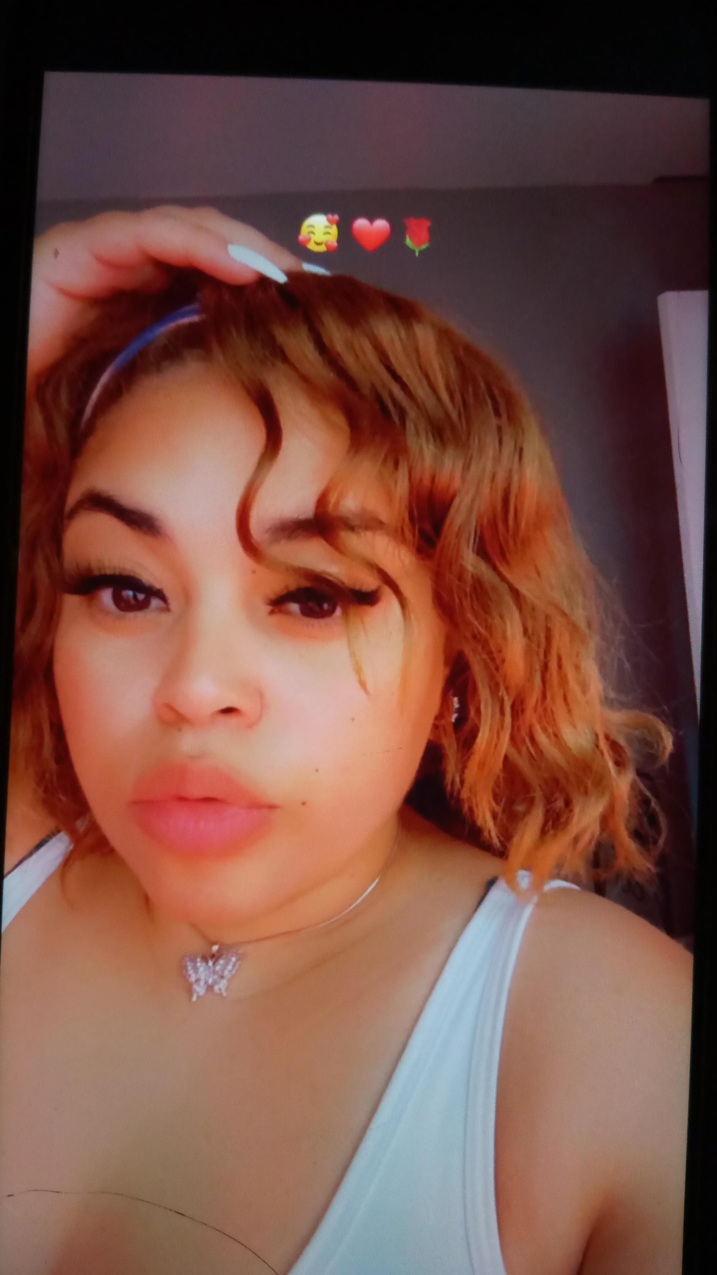 Rose F profile image