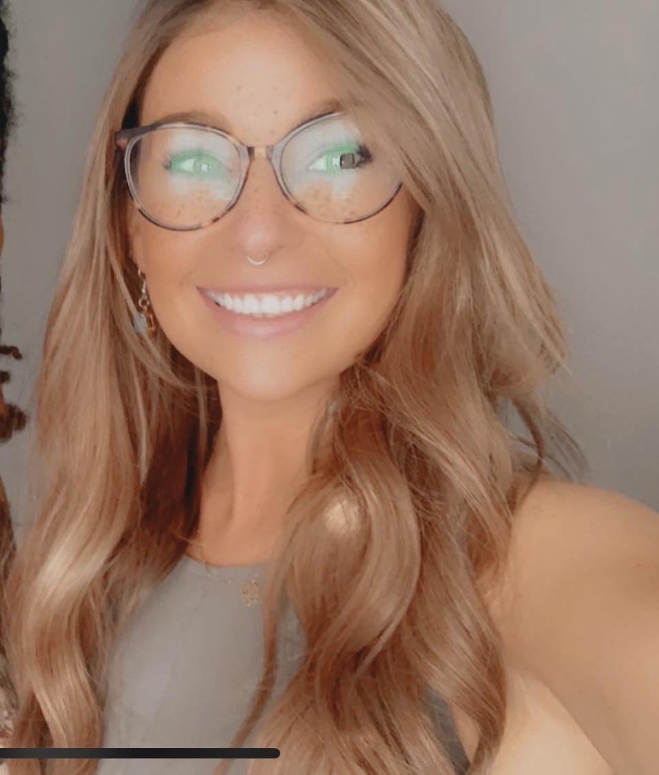 Nicole profile image