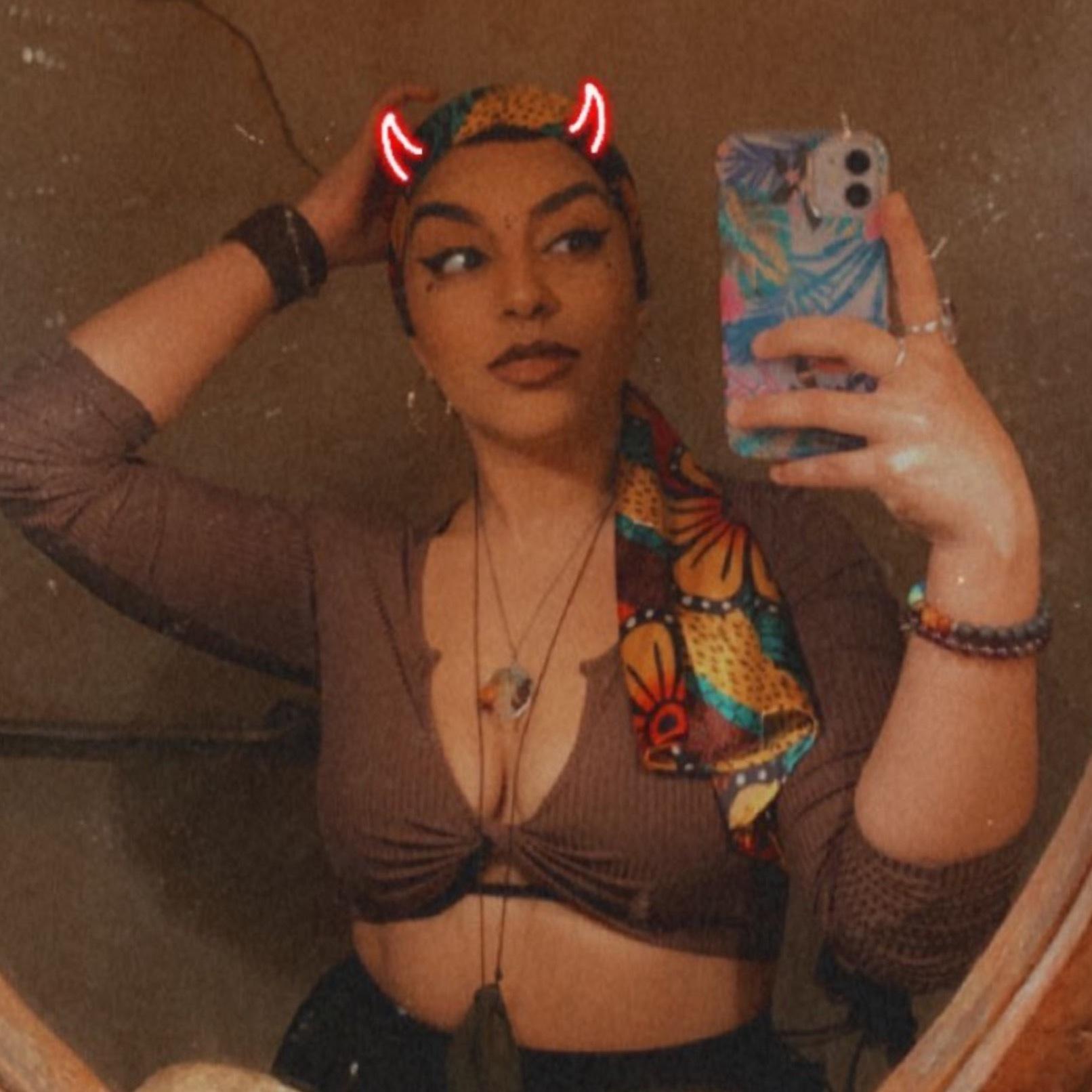 🕸🕷Ari🕷🕸 profile image