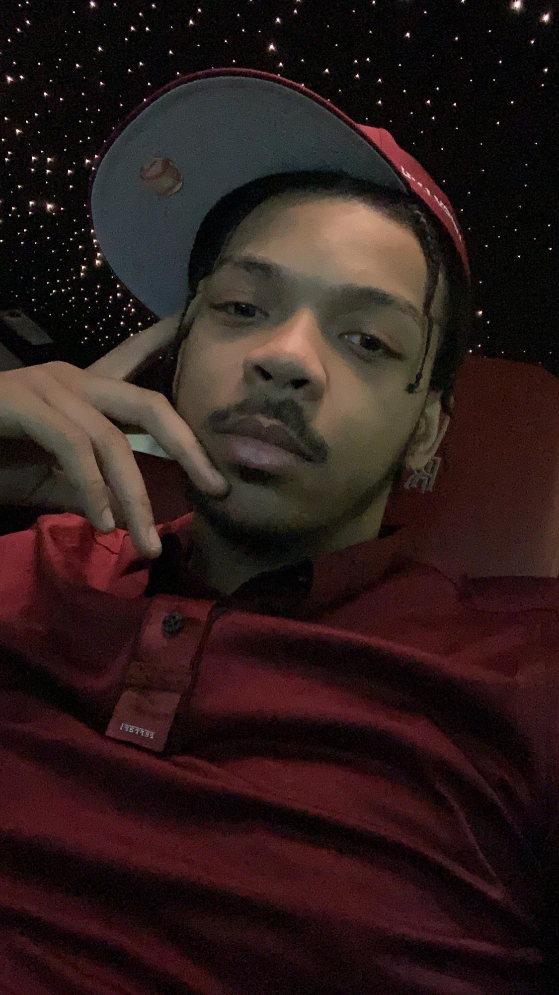 MikeyLove NoHoe profile image