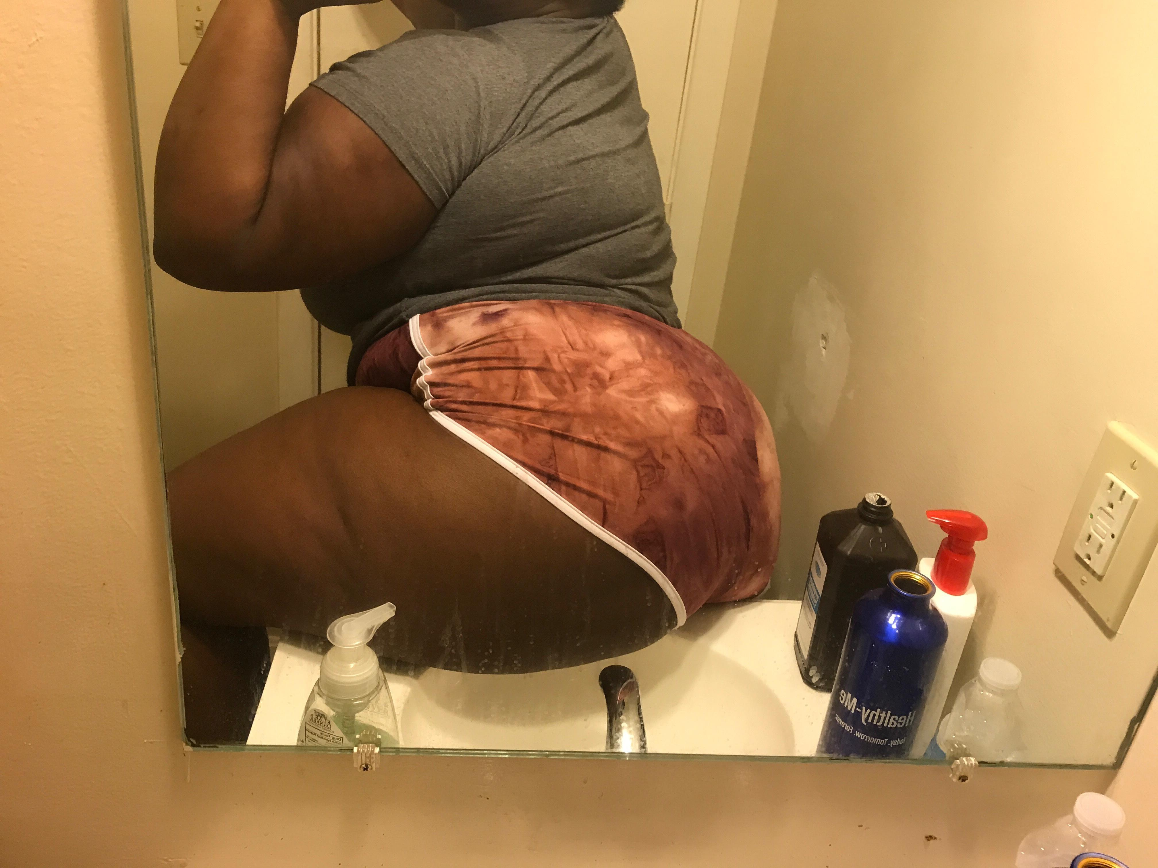 Wet kitty nyaisa profile image