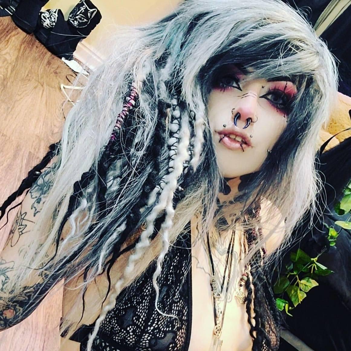 BattySpooks profile image