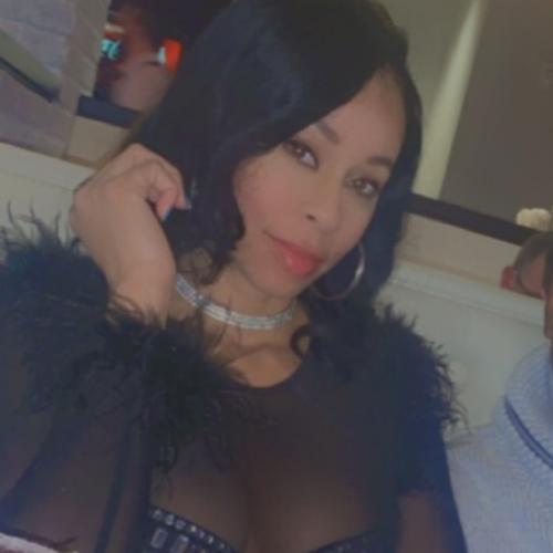 Goldie B. profile image