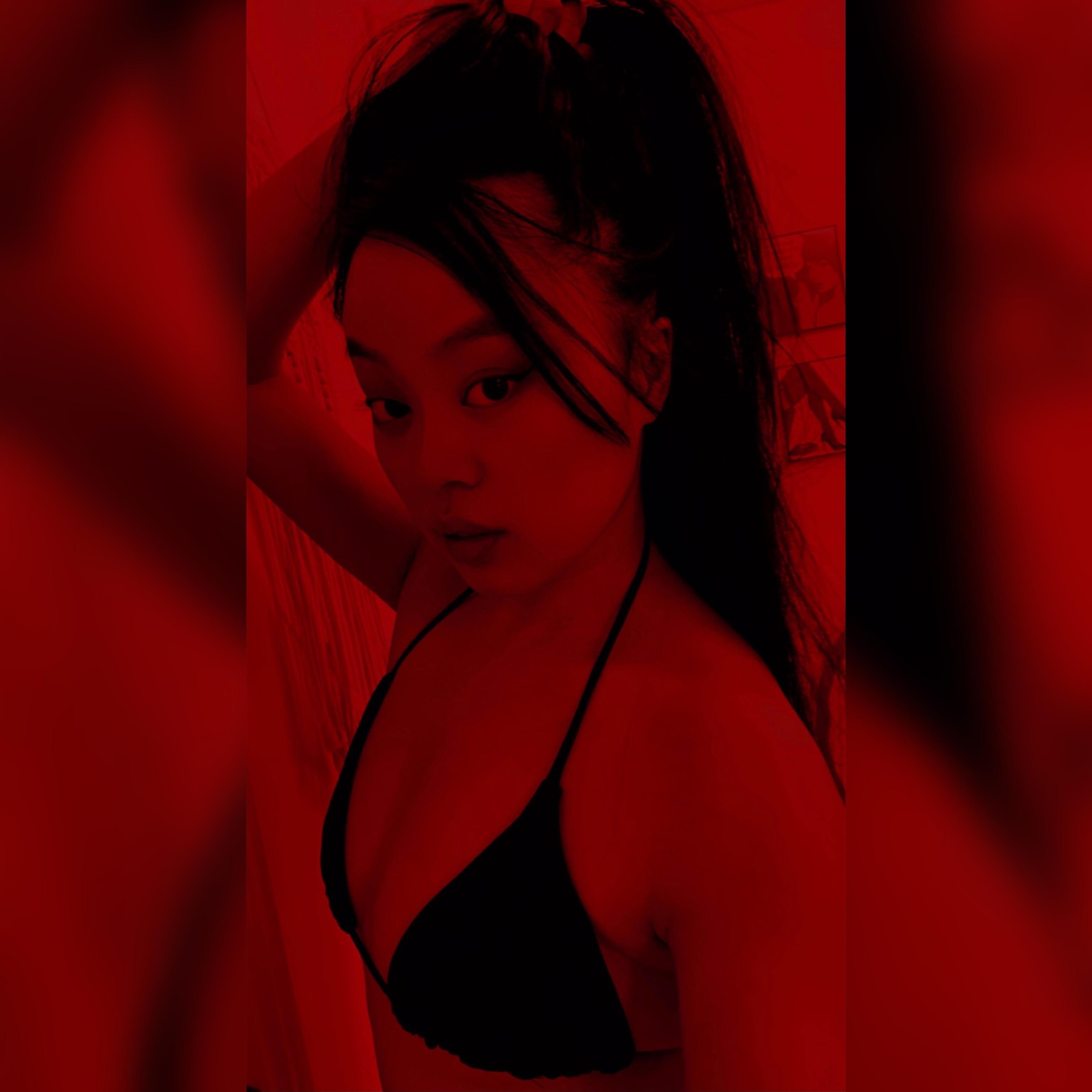 Darling Boo profile image