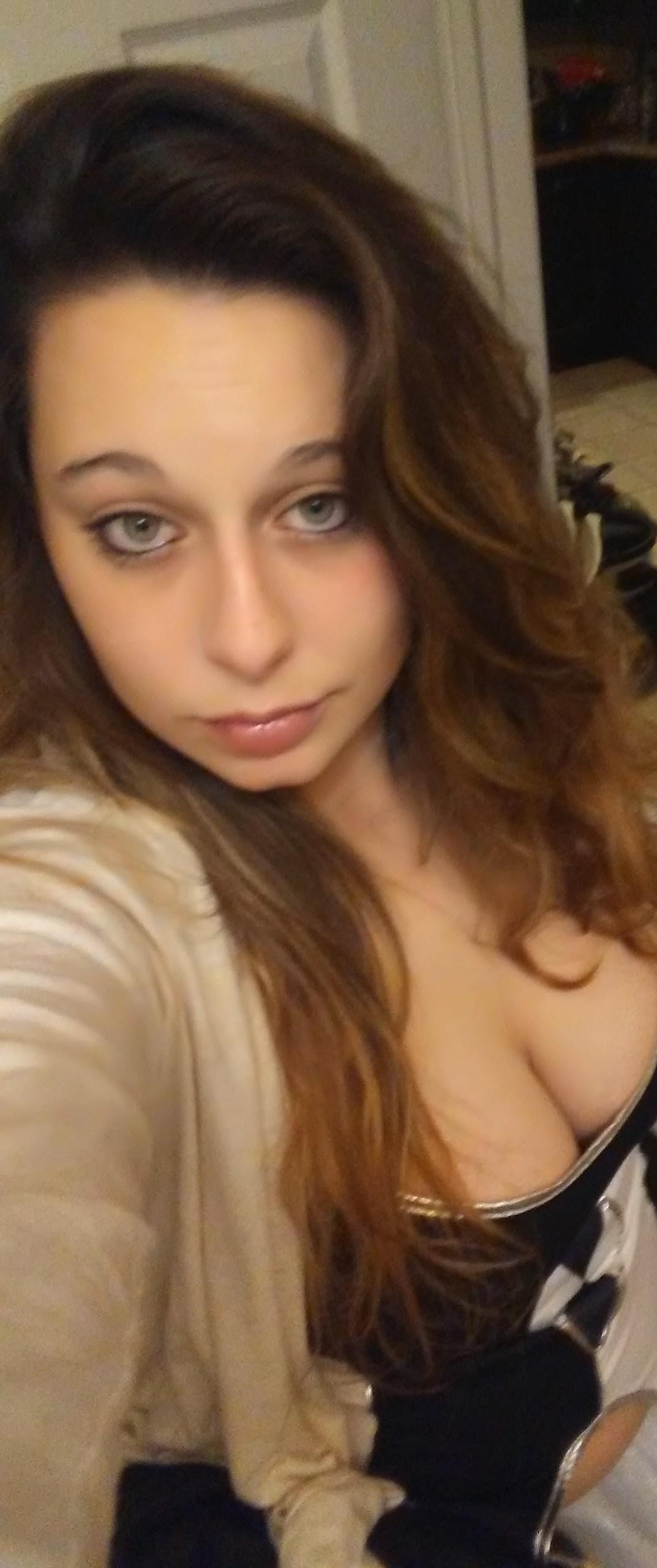 Cookie Wells profile image